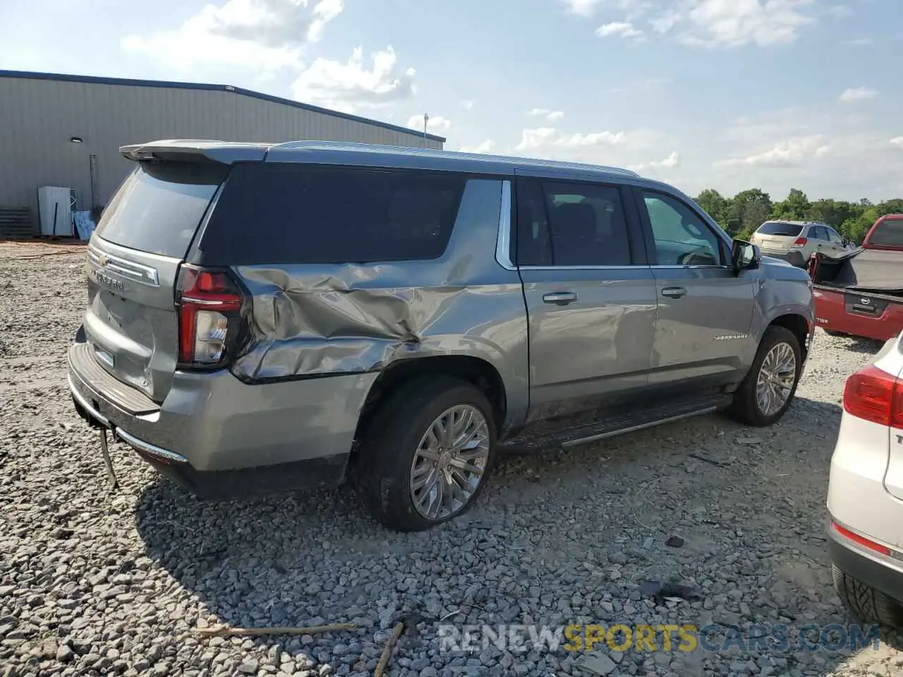 3 Photograph of a damaged car 1GNSCCKDXPR530328 CHEVROLET SUBURBAN 2023