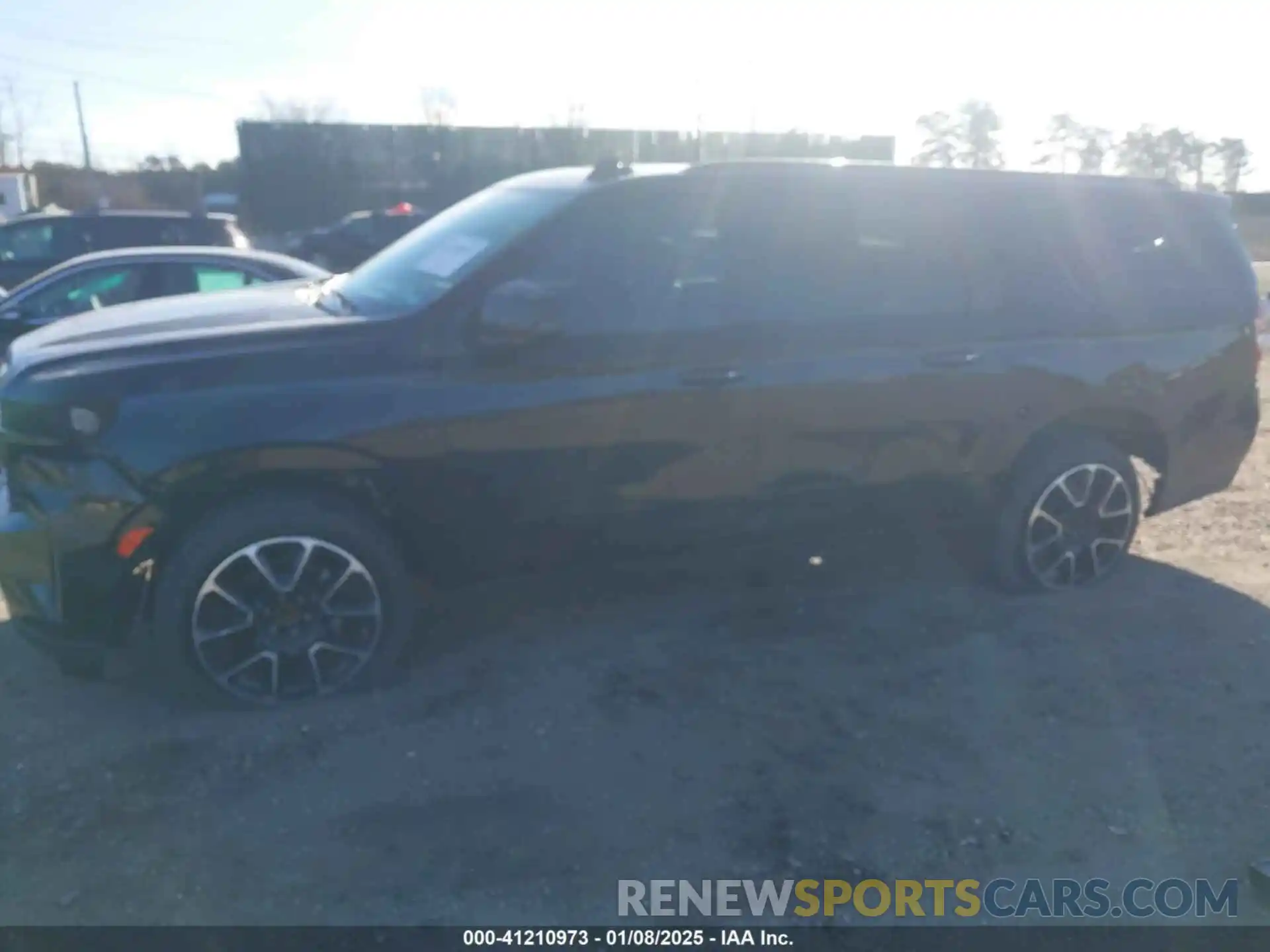 6 Photograph of a damaged car 1GNSCEKD7PR307823 CHEVROLET SUBURBAN 2023