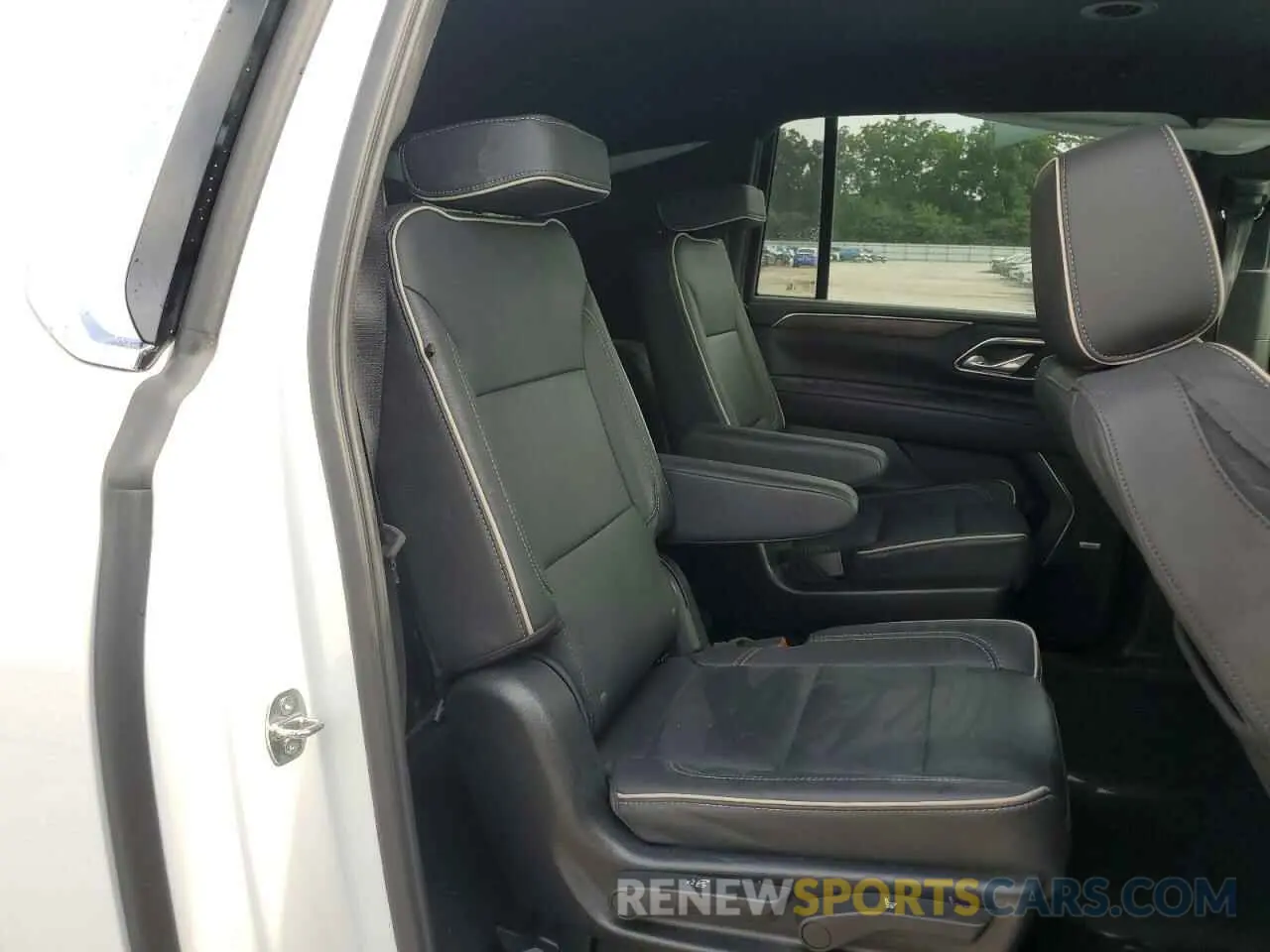 11 Photograph of a damaged car 1GNSCFKD0PR504435 CHEVROLET SUBURBAN 2023