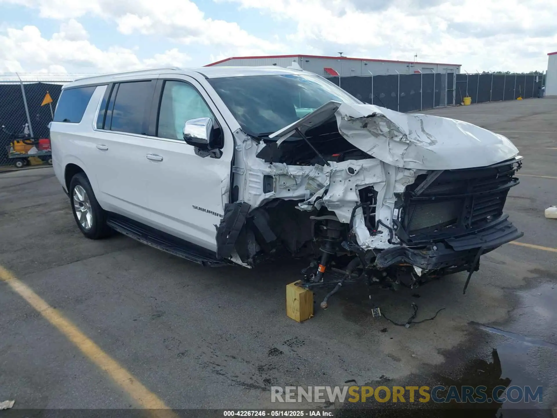 1 Photograph of a damaged car 1GNSCFKD1PR430572 CHEVROLET SUBURBAN 2023
