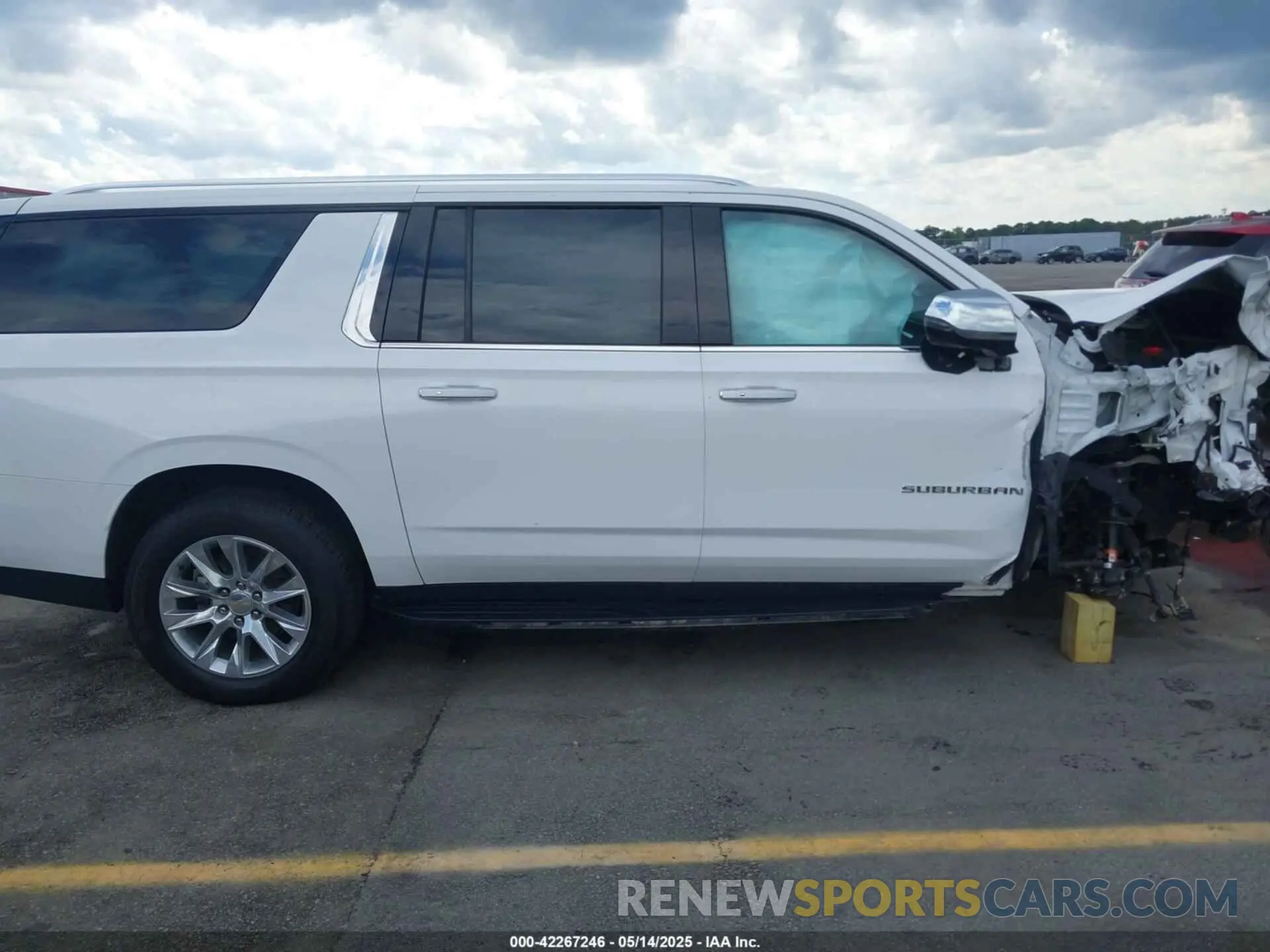 13 Photograph of a damaged car 1GNSCFKD1PR430572 CHEVROLET SUBURBAN 2023
