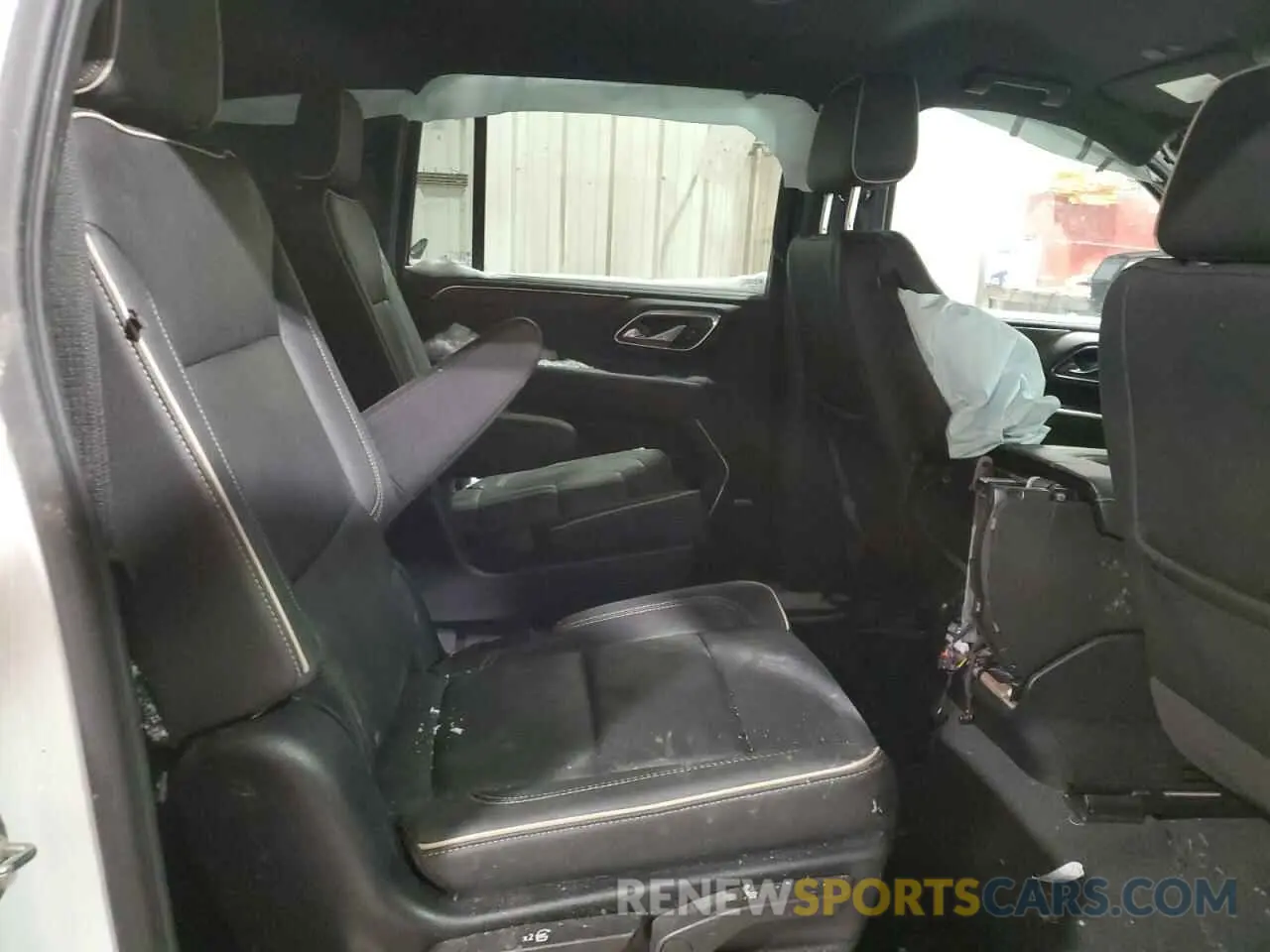 11 Photograph of a damaged car 1GNSCFKD7PR356185 CHEVROLET SUBURBAN 2023