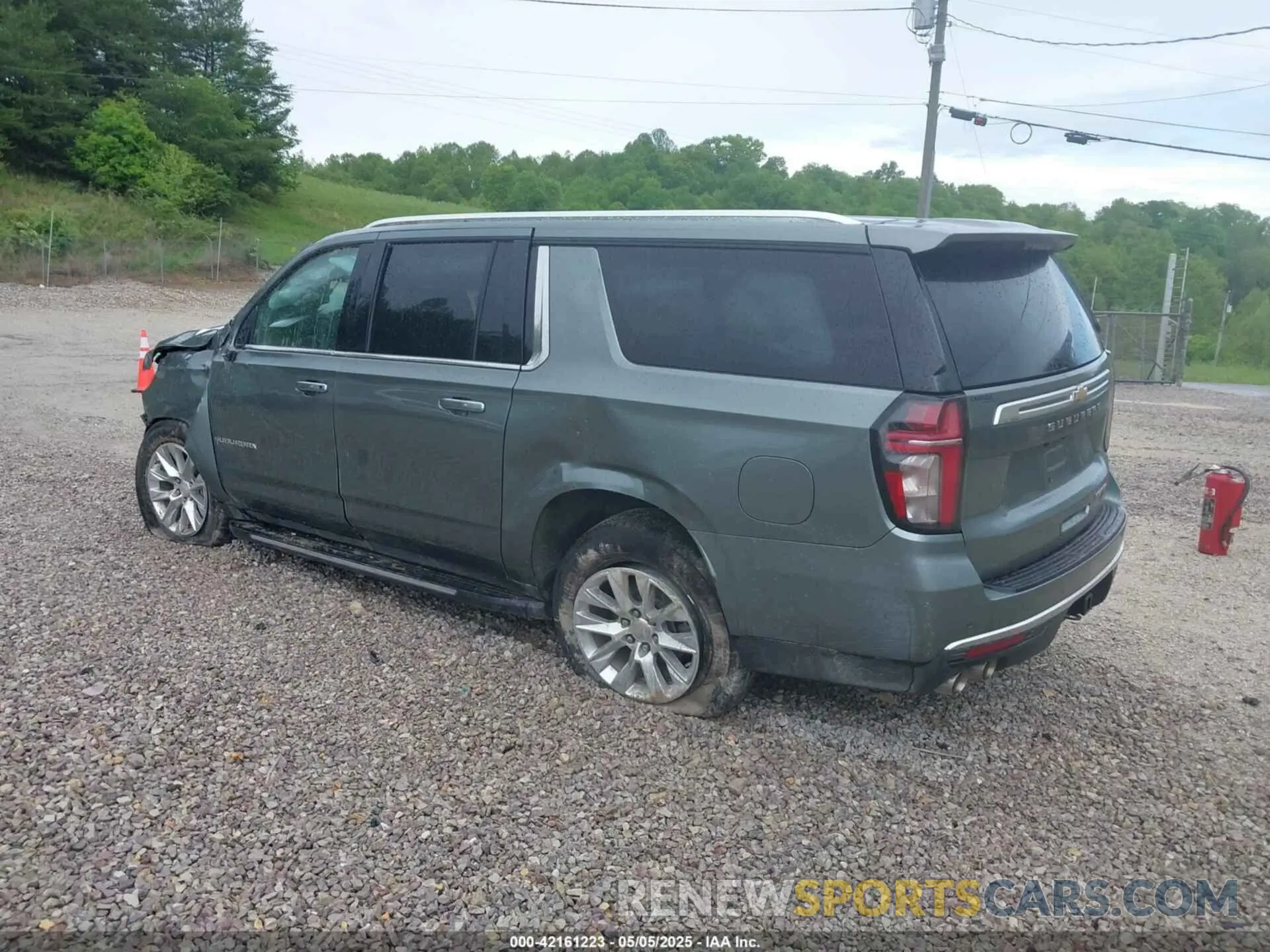 3 Photograph of a damaged car 1GNSCFKD7PR463950 CHEVROLET SUBURBAN 2023