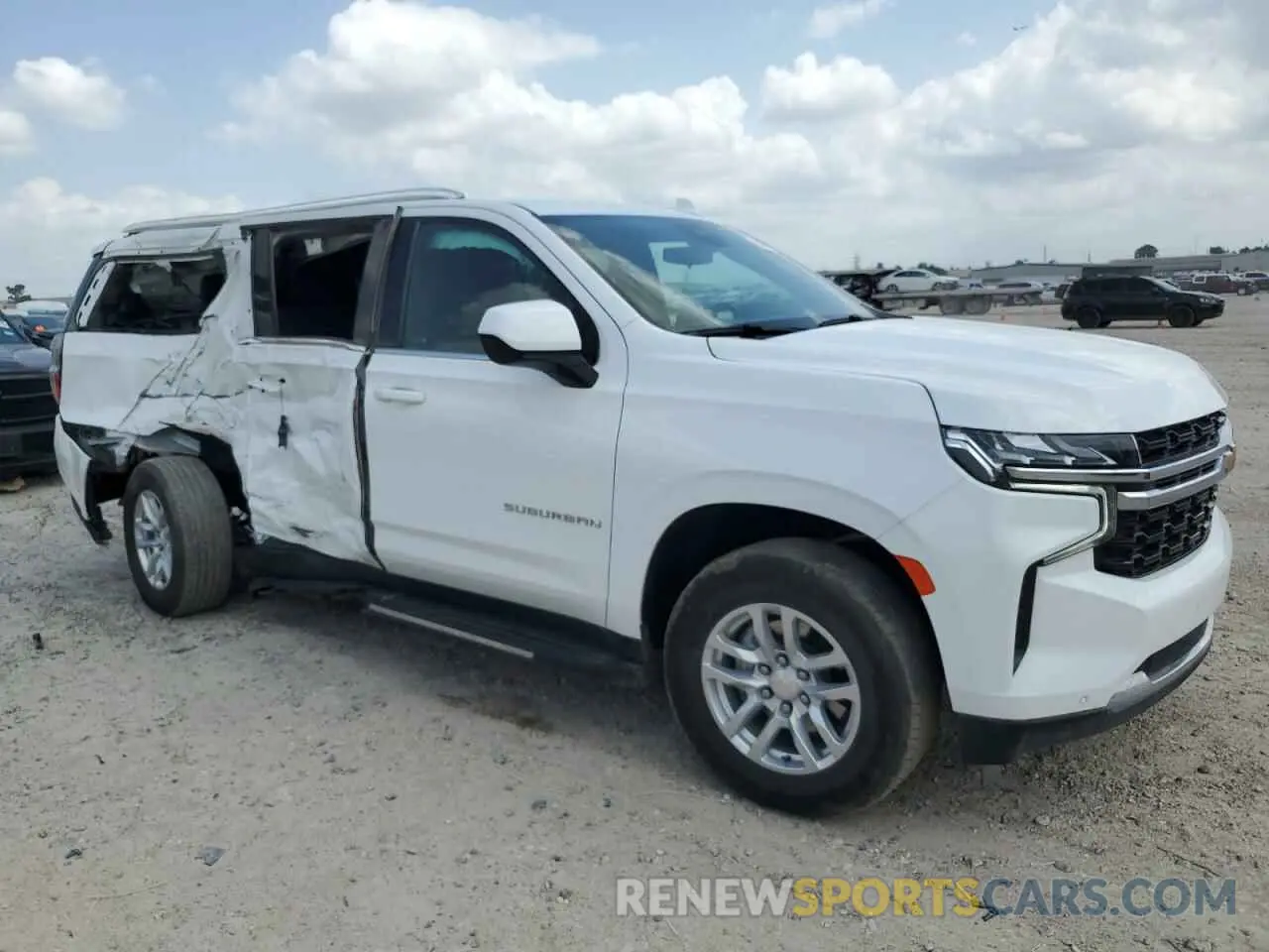4 Photograph of a damaged car 1GNSKBKD6PR109736 CHEVROLET SUBURBAN 2023