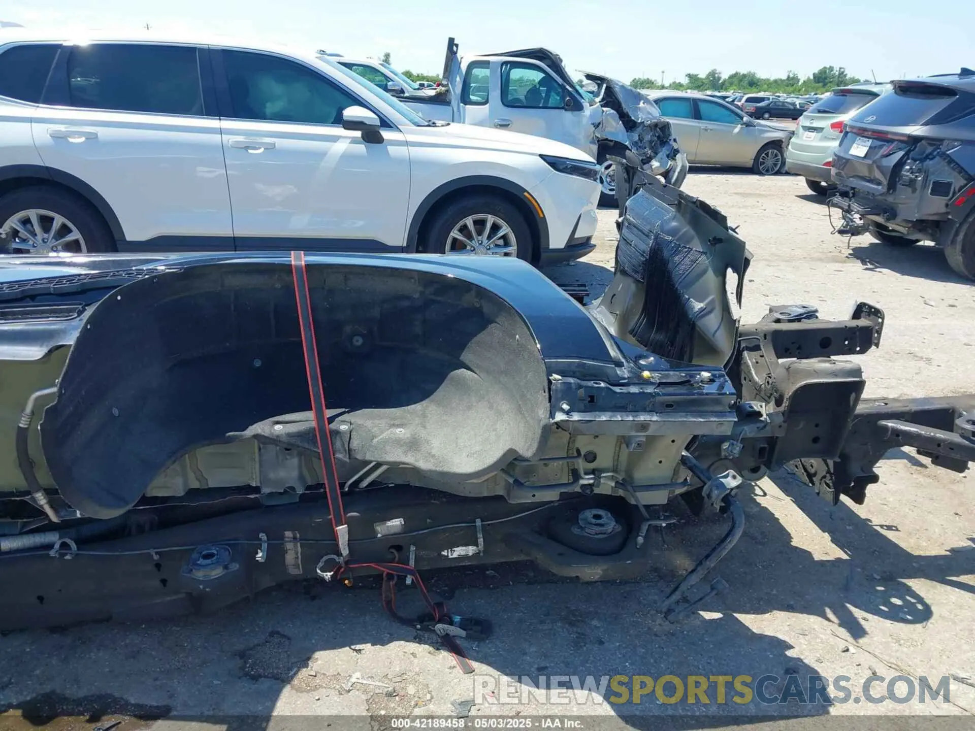 5 Photograph of a damaged car 1GNSKBKD7PR115108 CHEVROLET SUBURBAN 2023