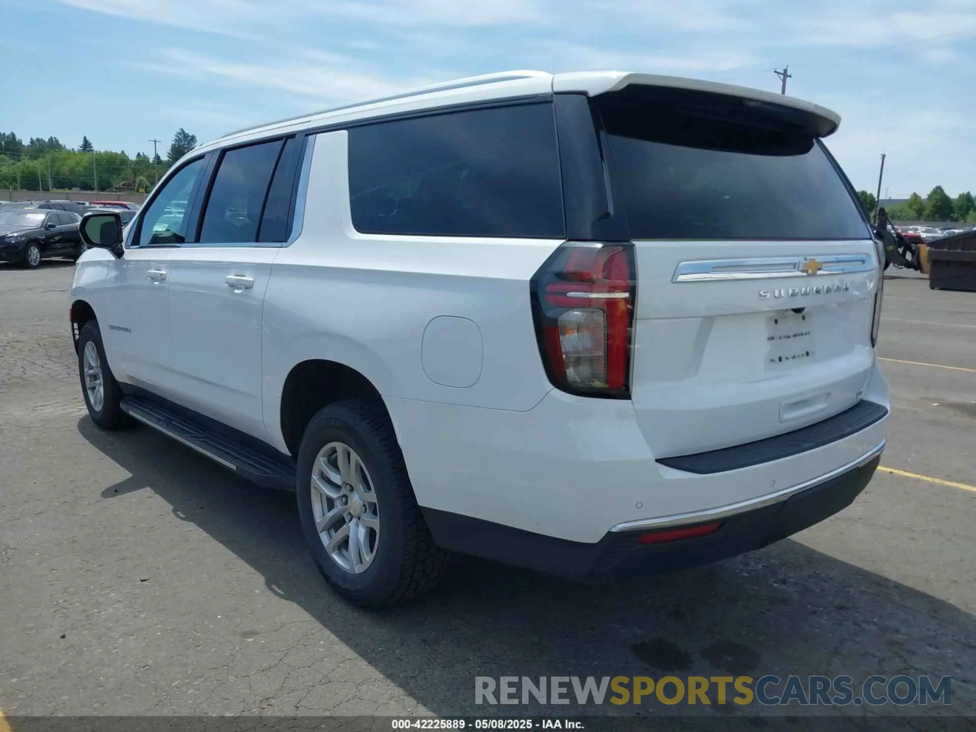 3 Photograph of a damaged car 1GNSKCKD3PR347422 CHEVROLET SUBURBAN 2023