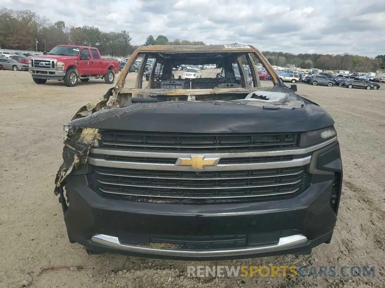 5 Photograph of a damaged car 1GNSKCKD4PR201563 CHEVROLET SUBURBAN 2023