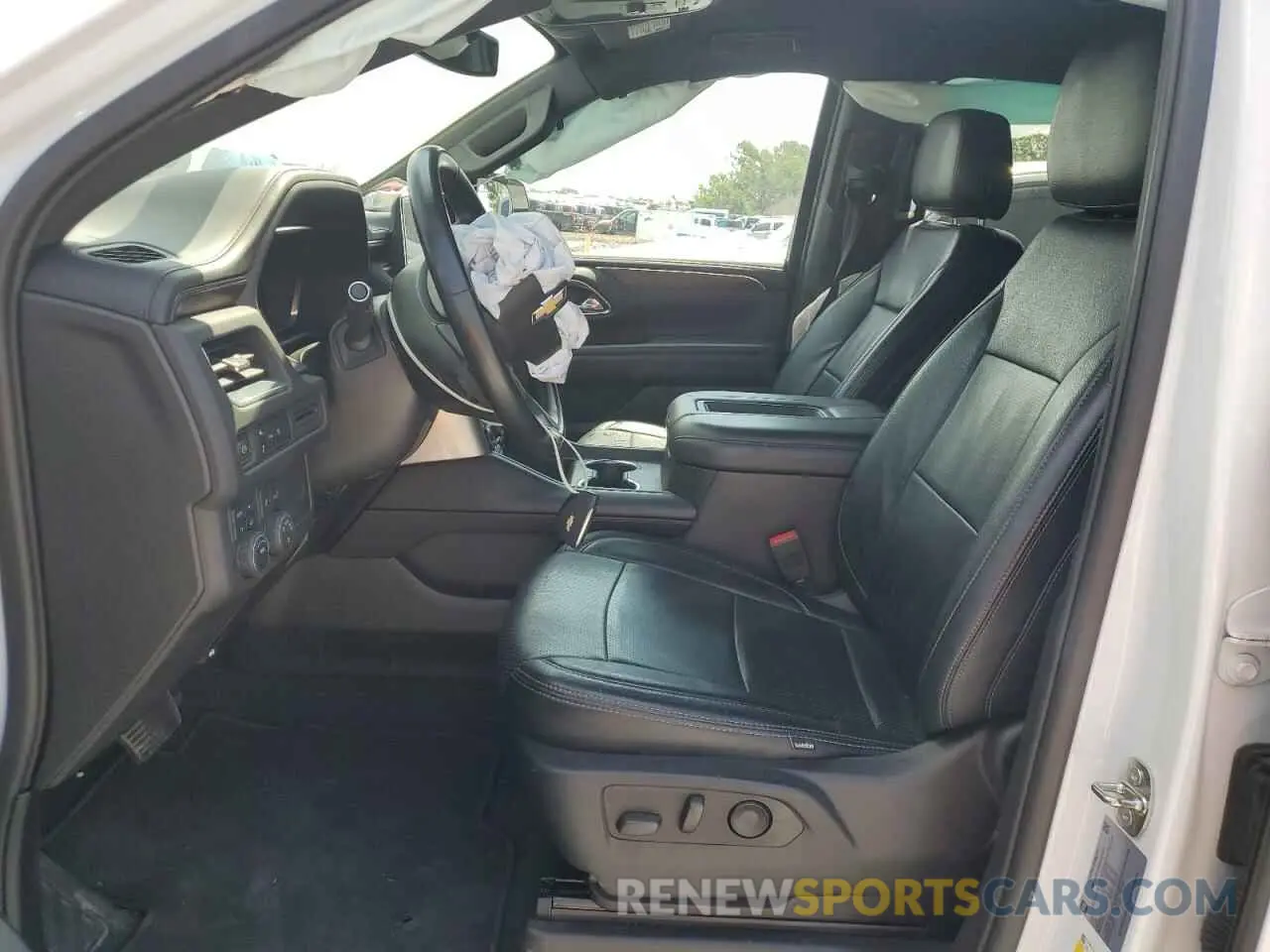 7 Photograph of a damaged car 1GNSKCKD4PR204186 CHEVROLET SUBURBAN 2023