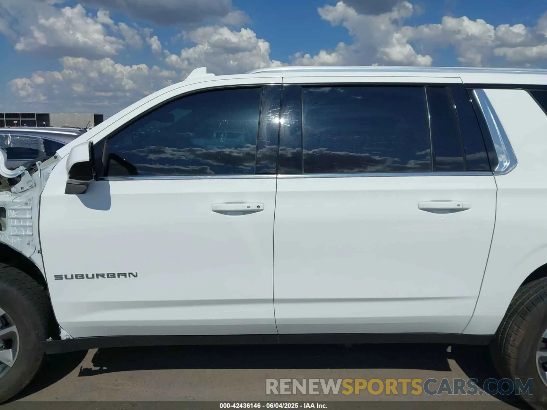 15 Photograph of a damaged car 1GNSKCKD6PR120127 CHEVROLET SUBURBAN 2023