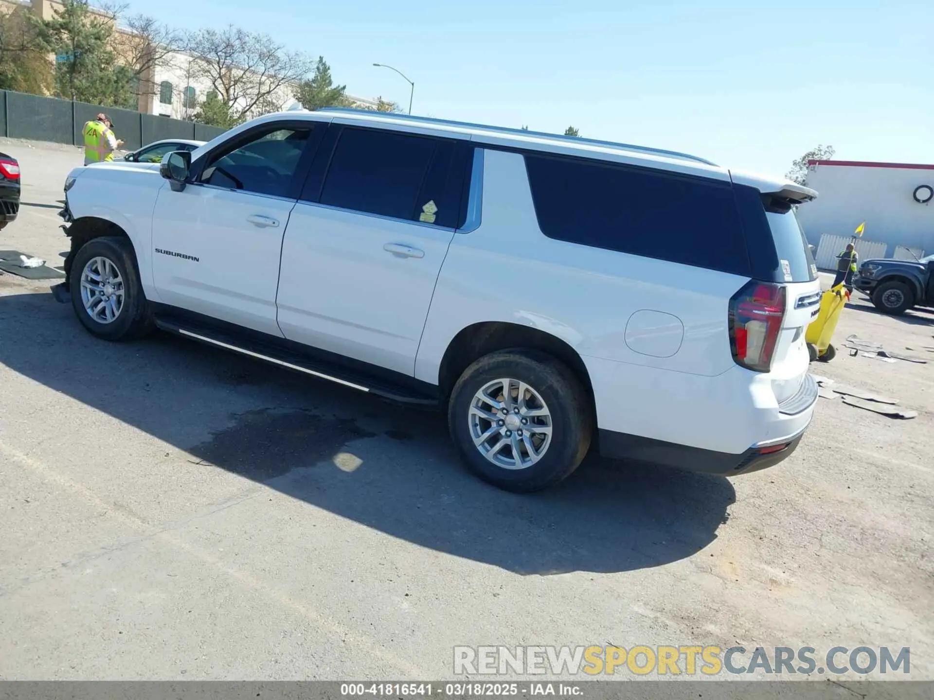 3 Photograph of a damaged car 1GNSKCKD9PR339180 CHEVROLET SUBURBAN 2023