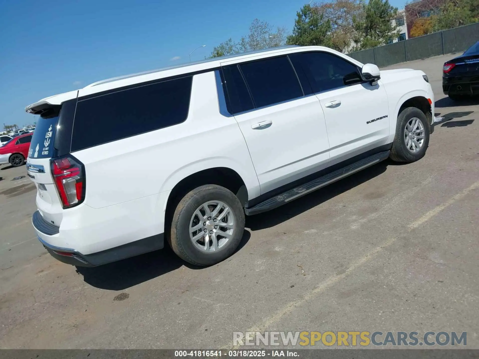 4 Photograph of a damaged car 1GNSKCKD9PR339180 CHEVROLET SUBURBAN 2023