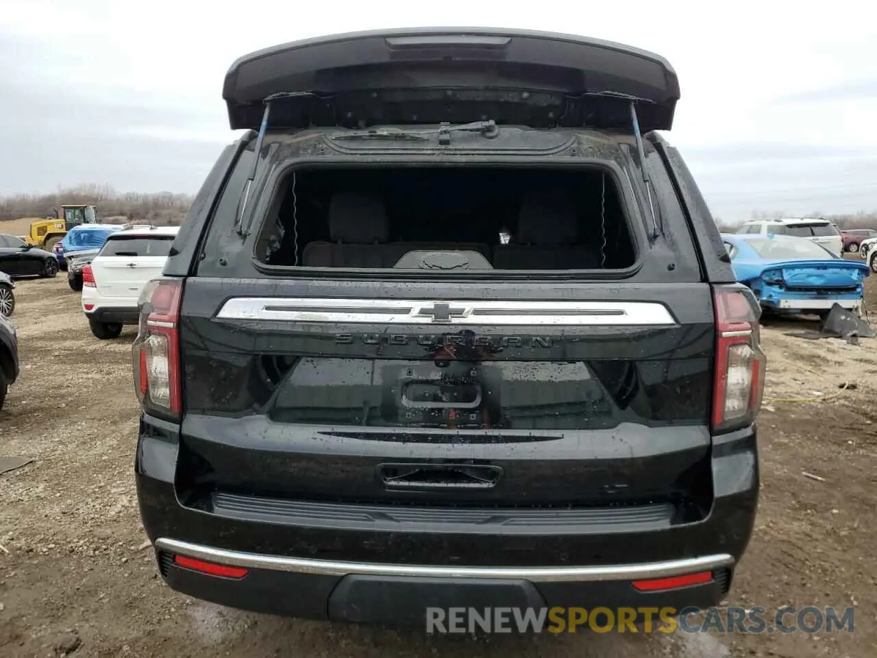 6 Photograph of a damaged car 1GNSKCKDXPR438333 CHEVROLET SUBURBAN 2023