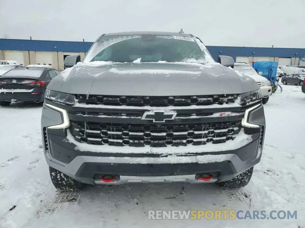 5 Photograph of a damaged car 1GNSKDKD4PR218370 CHEVROLET SUBURBAN 2023