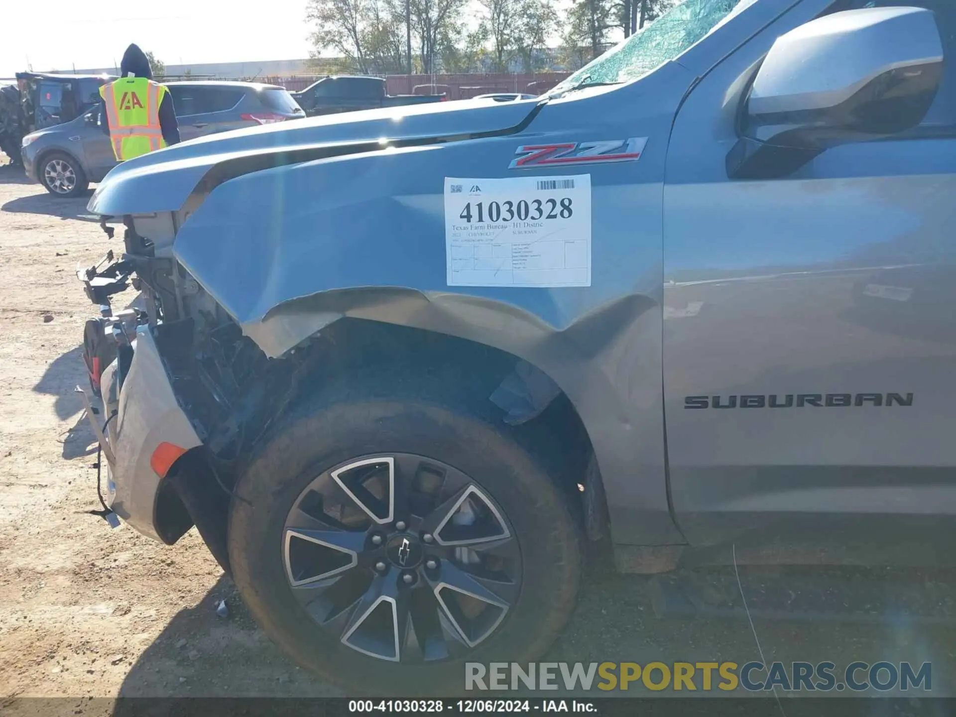 19 Photograph of a damaged car 1GNSKDKD6PR122790 CHEVROLET SUBURBAN 2023
