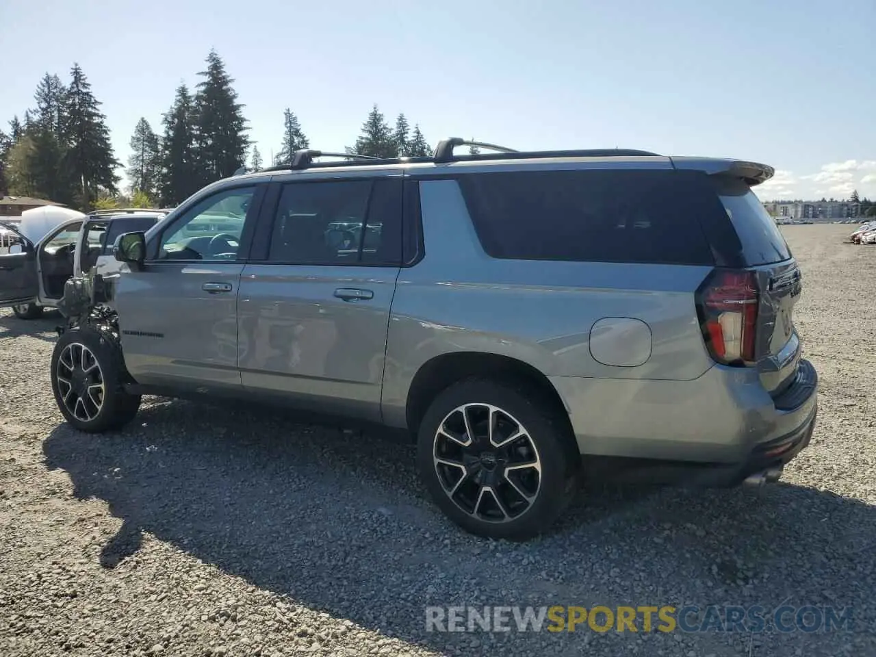 2 Photograph of a damaged car 1GNSKEKL4PR244674 CHEVROLET SUBURBAN 2023