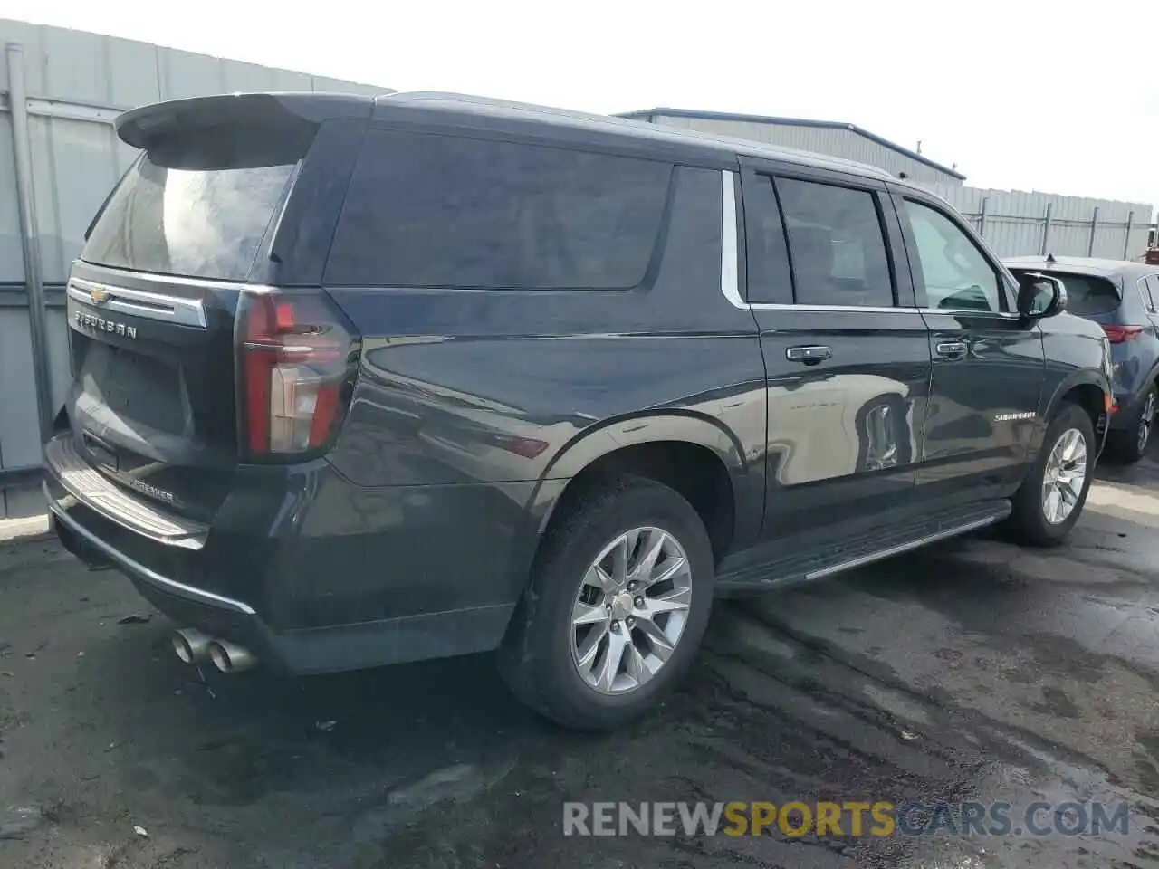 3 Photograph of a damaged car 1GNSKFKD1PR266596 CHEVROLET SUBURBAN 2023