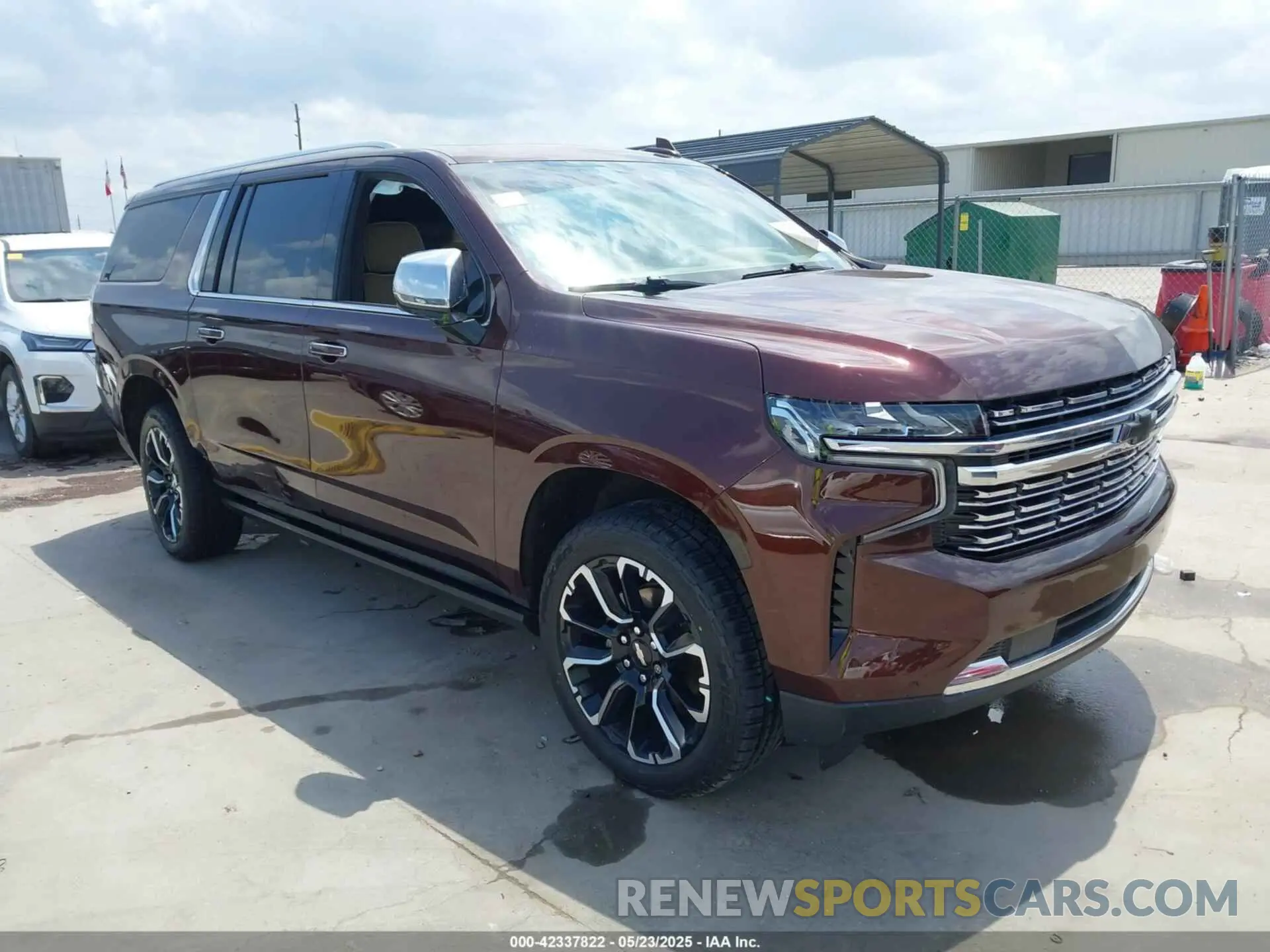 1 Photograph of a damaged car 1GNSKFKD3PR125156 CHEVROLET SUBURBAN 2023