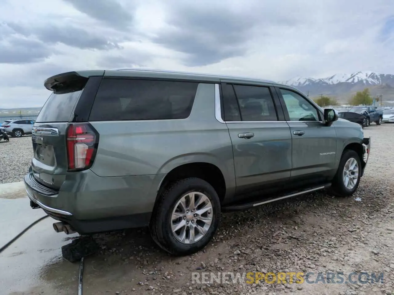 3 Photograph of a damaged car 1GNSKFKD3PR338270 CHEVROLET SUBURBAN 2023