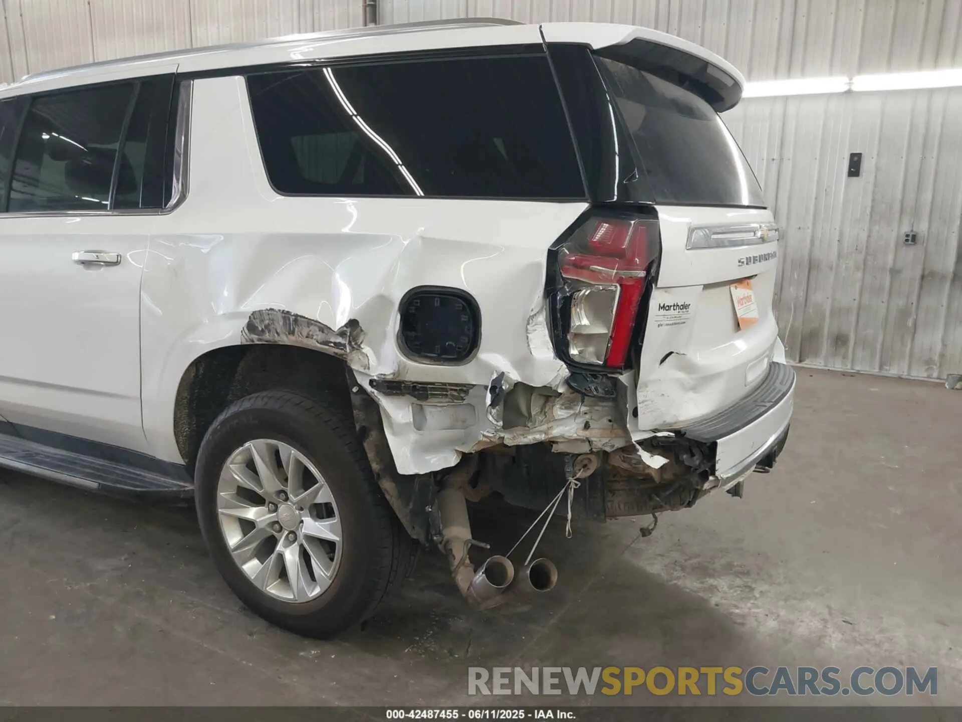 6 Photograph of a damaged car 1GNSKFKD6PR187716 CHEVROLET SUBURBAN 2023