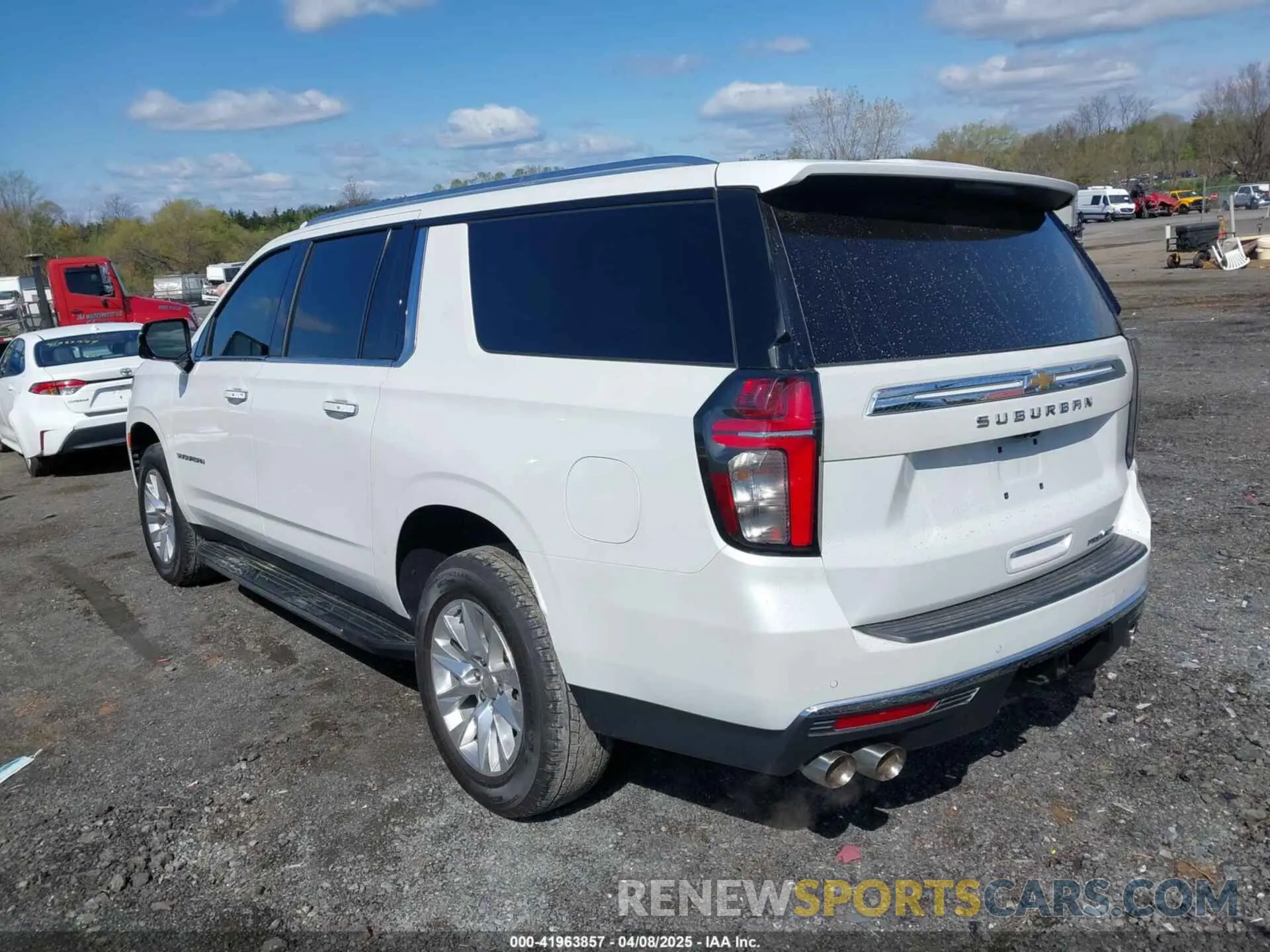 3 Photograph of a damaged car 1GNSKFKD6PR521145 CHEVROLET SUBURBAN 2023