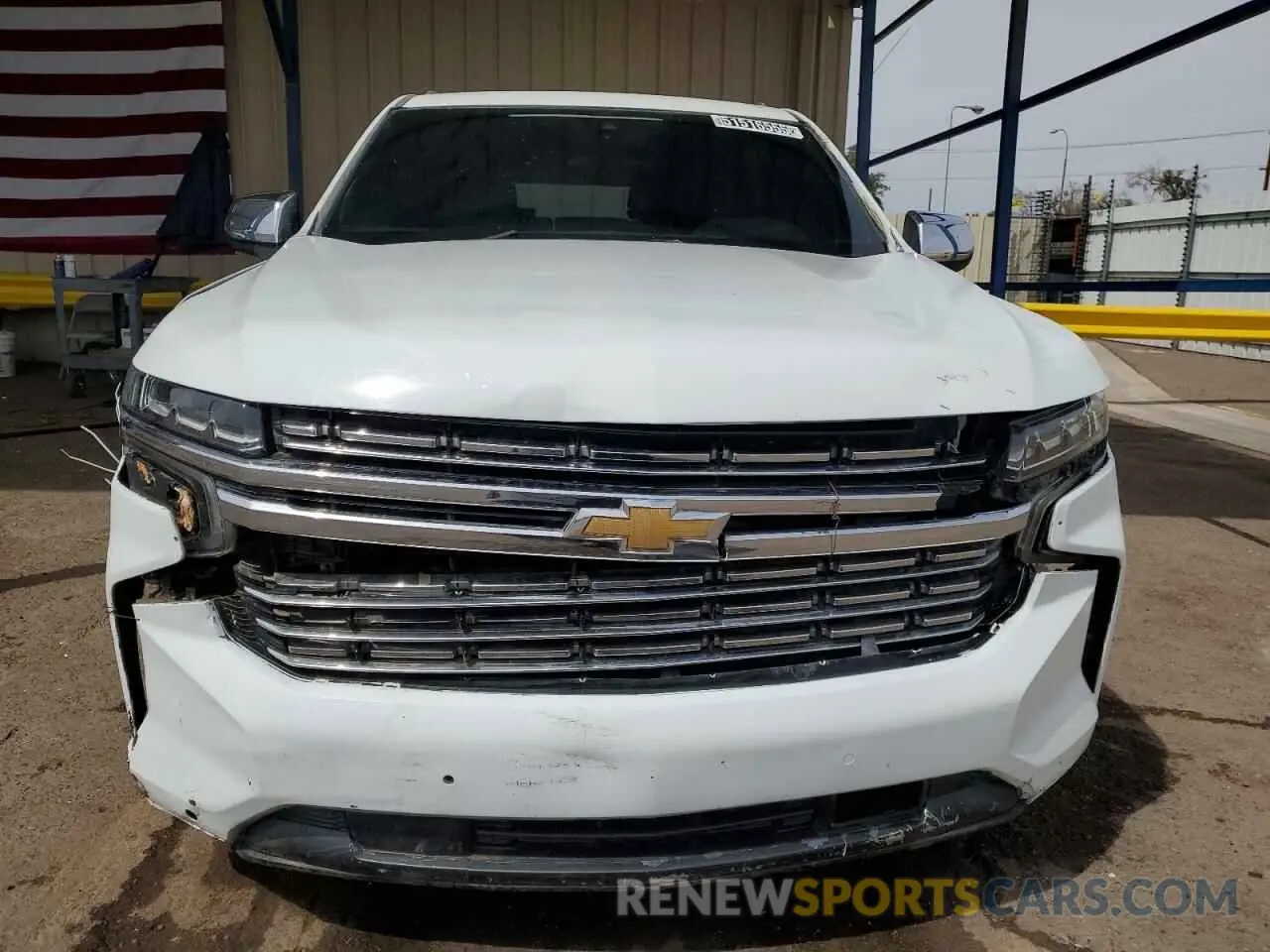 5 Photograph of a damaged car 1GNSKFKD9PR396318 CHEVROLET SUBURBAN 2023
