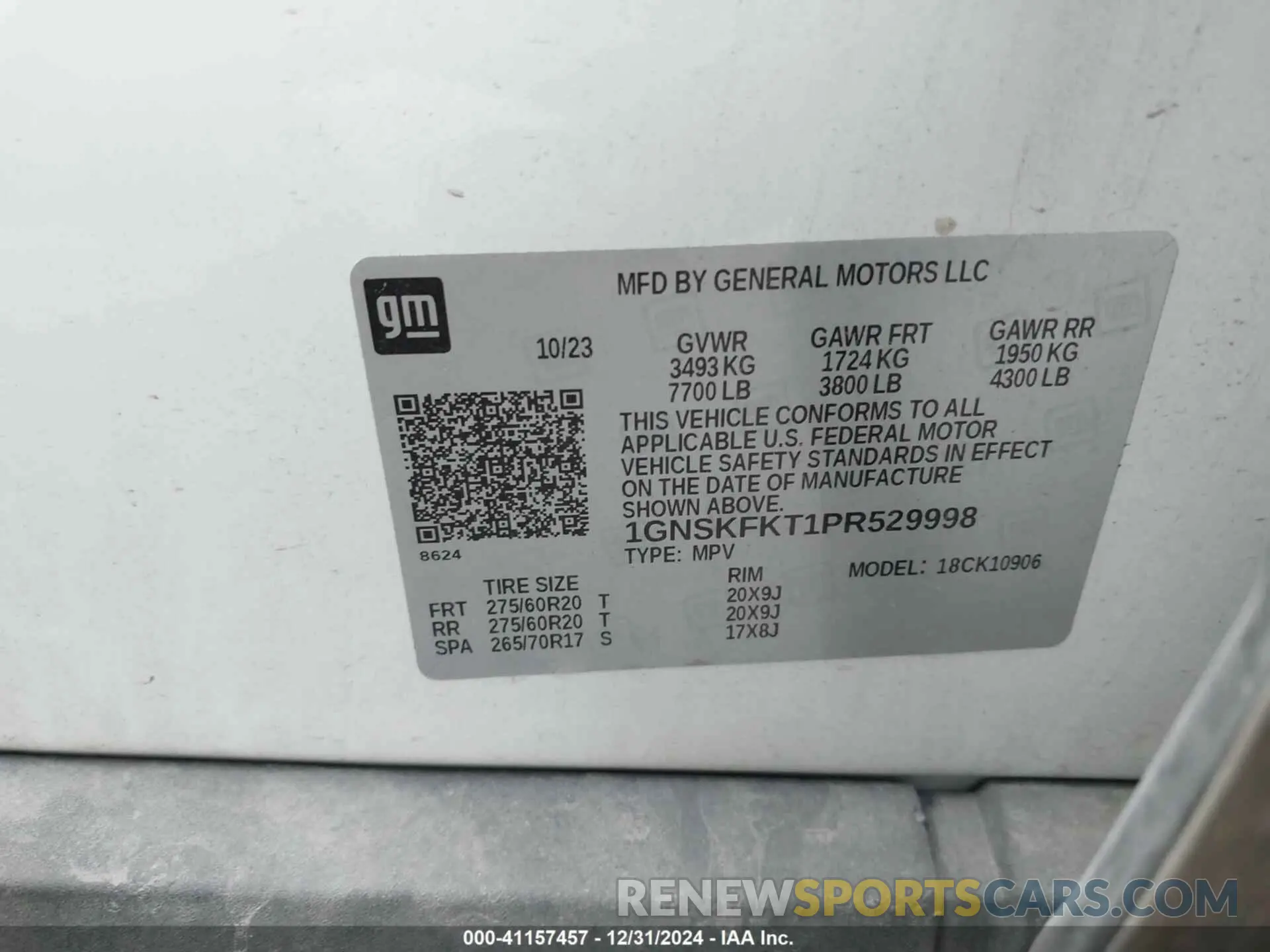 9 Photograph of a damaged car 1GNSKFKT1PR529998 CHEVROLET SUBURBAN 2023