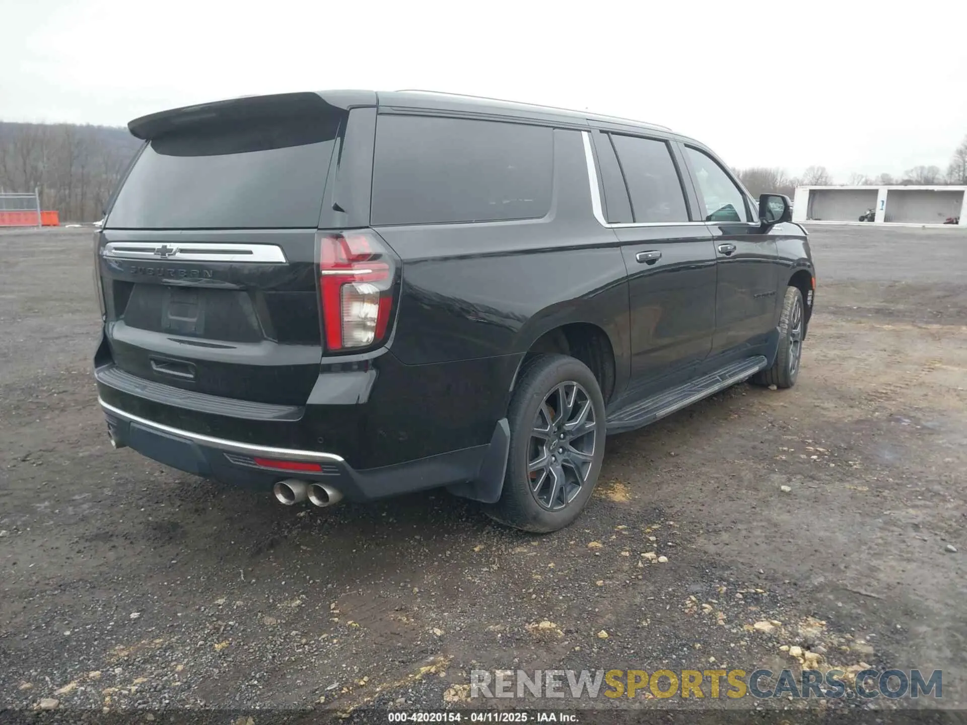 4 Photograph of a damaged car 1GNSKGKL0PR404402 CHEVROLET SUBURBAN 2023