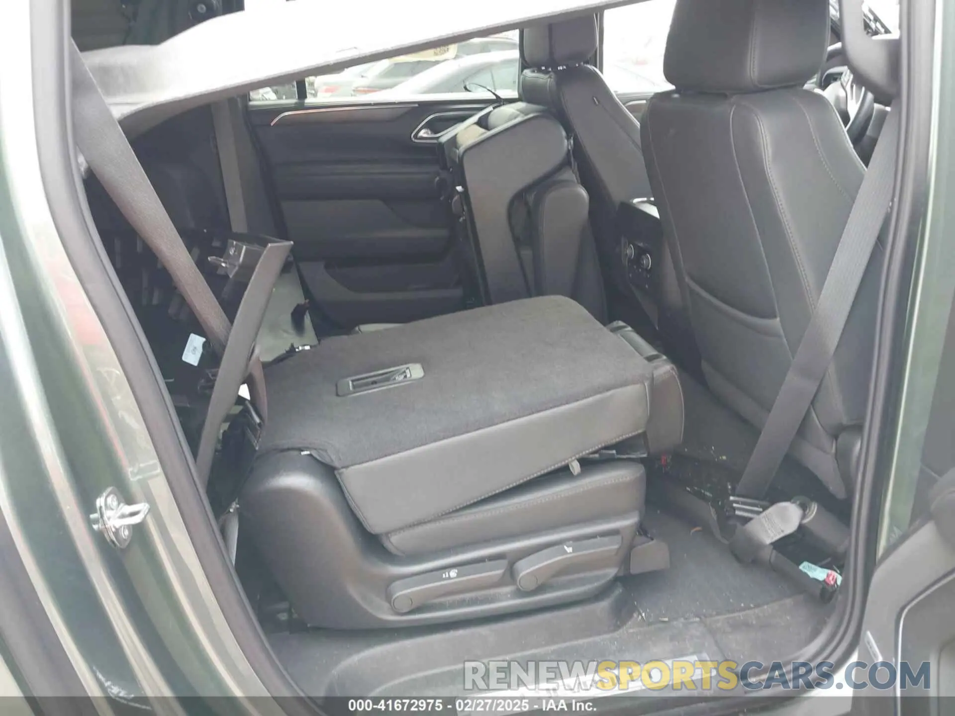 8 Photograph of a damaged car 1GNSCCKD1RR221625 CHEVROLET SUBURBAN 2024