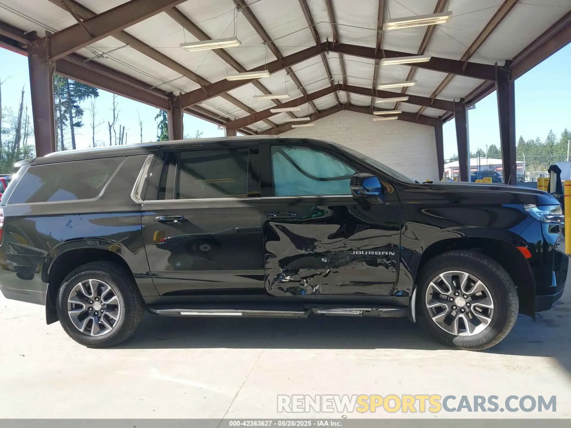 13 Photograph of a damaged car 1GNSCCKD9RR336909 CHEVROLET SUBURBAN 2024