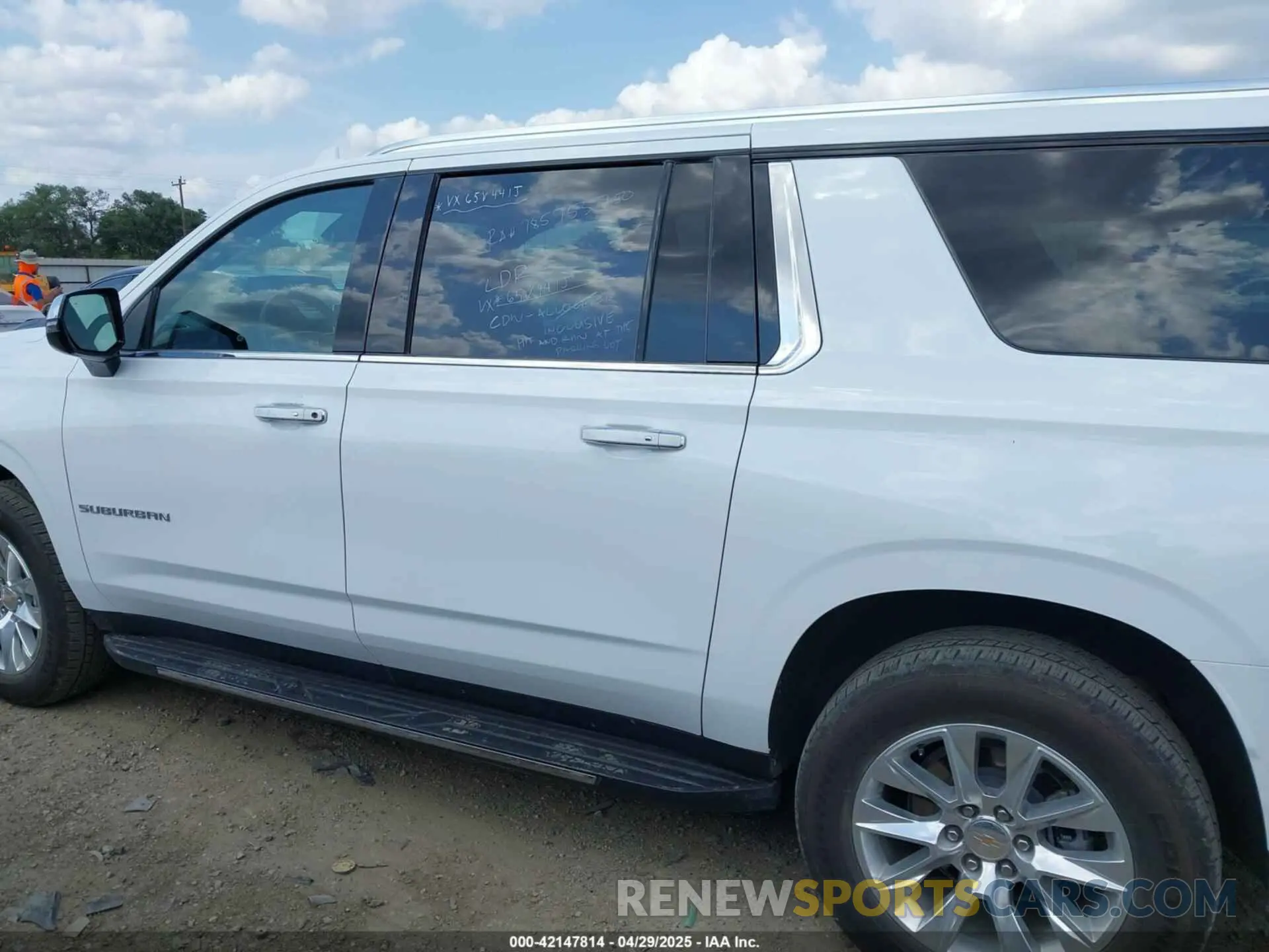 14 Photograph of a damaged car 1GNSCFKD6RR304985 CHEVROLET SUBURBAN 2024