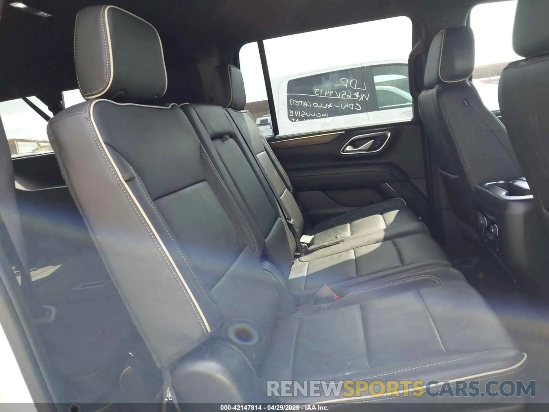 8 Photograph of a damaged car 1GNSCFKD6RR304985 CHEVROLET SUBURBAN 2024