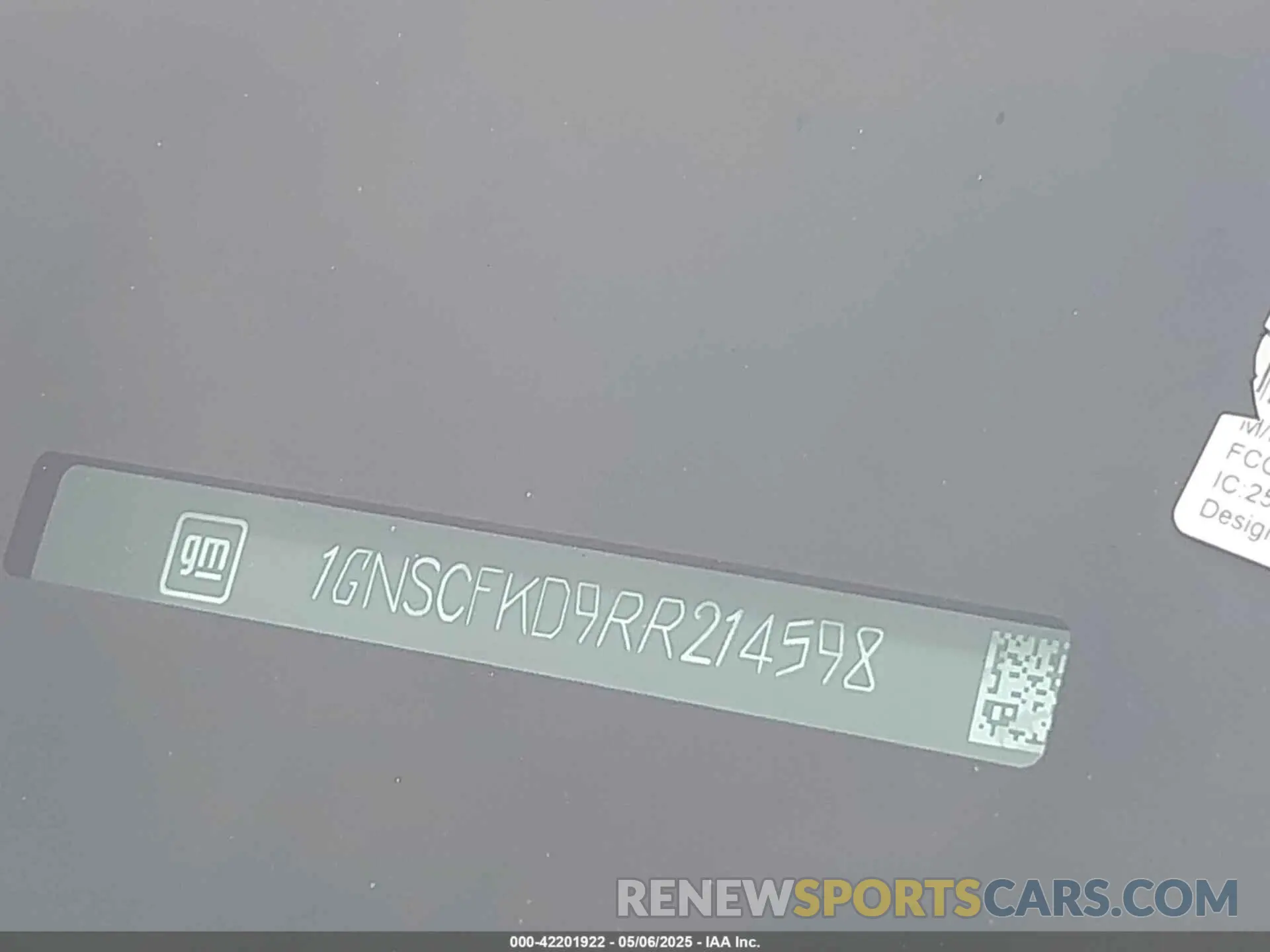 18 Photograph of a damaged car 1GNSCFKD9RR214598 CHEVROLET SUBURBAN 2024