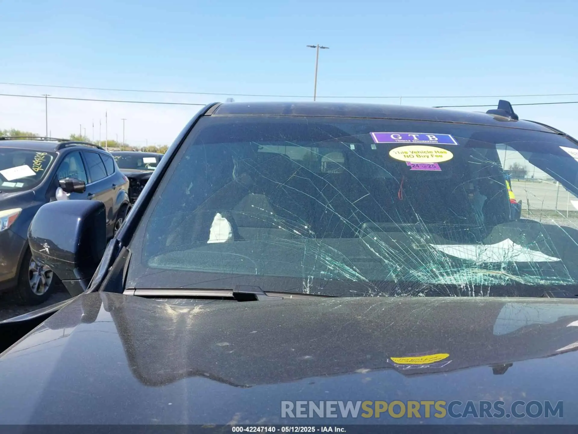 17 Photograph of a damaged car 1GNSKBKD1RR153470 CHEVROLET SUBURBAN 2024
