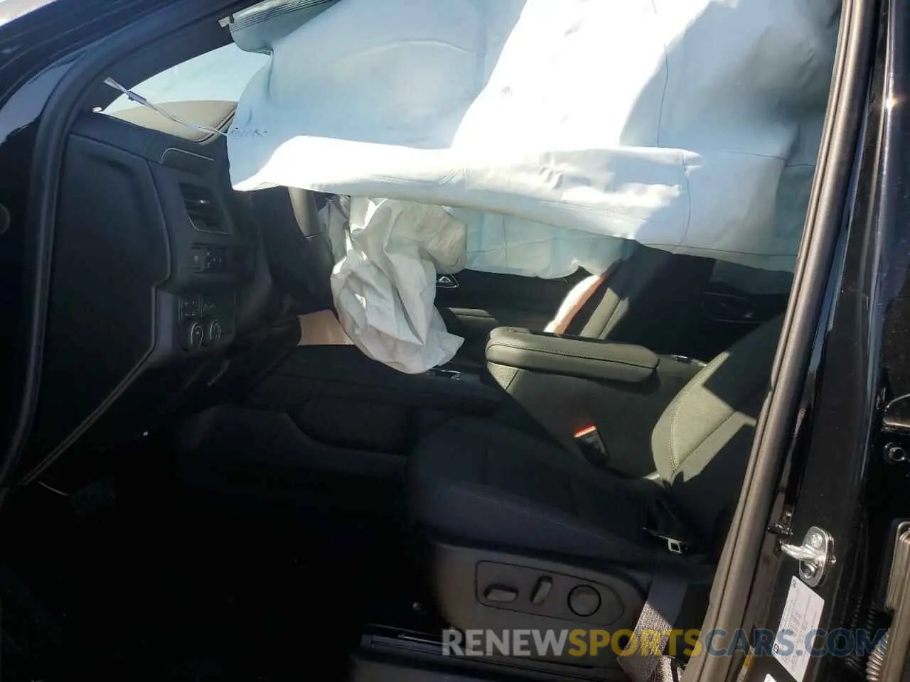 7 Photograph of a damaged car 1GNSKBKD7RR381490 CHEVROLET SUBURBAN 2024