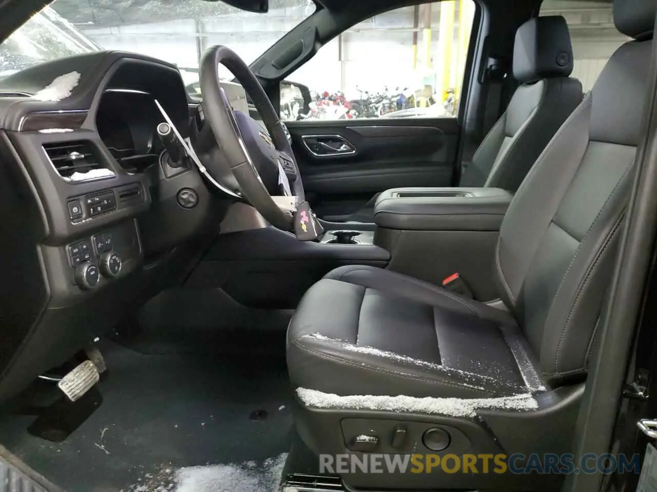 7 Photograph of a damaged car 1GNSKCKD1RR386268 CHEVROLET SUBURBAN 2024