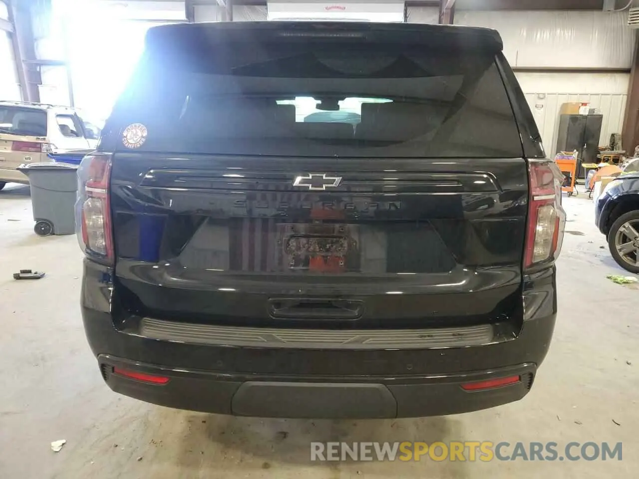 6 Photograph of a damaged car 1GNSKDKD0RR333082 CHEVROLET SUBURBAN 2024