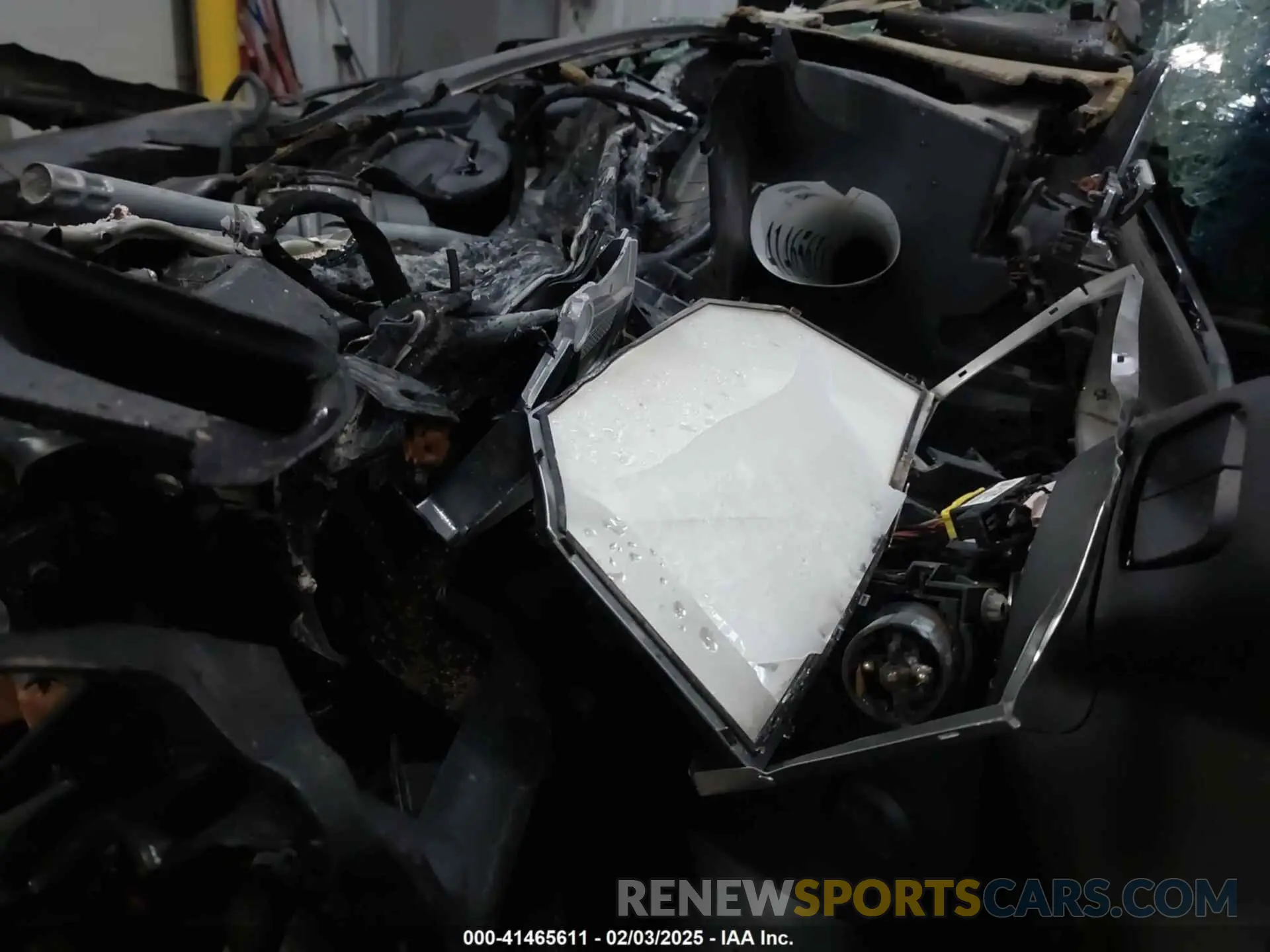 7 Photograph of a damaged car 1GNSKDKD2RR203790 CHEVROLET SUBURBAN 2024