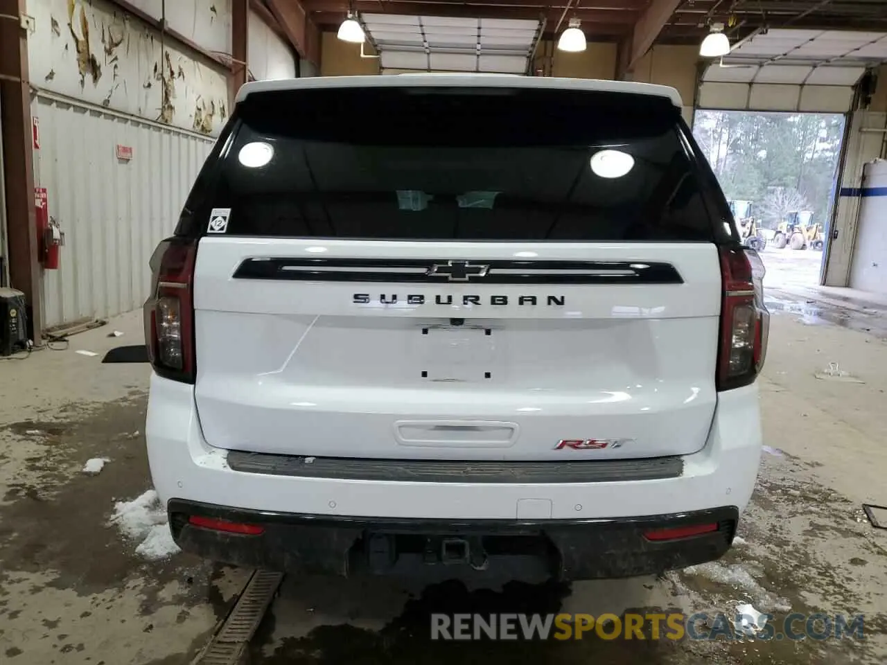 6 Photograph of a damaged car 1GNSKEKD5RR263892 CHEVROLET SUBURBAN 2024