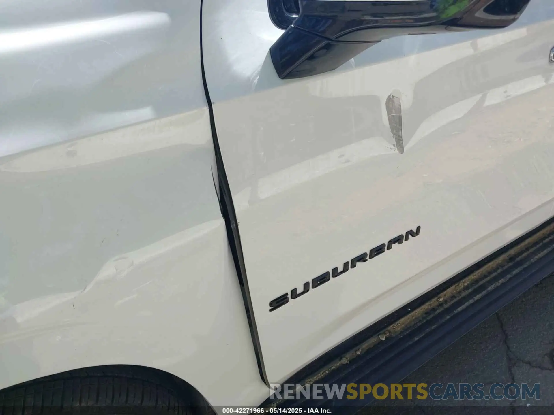 6 Photograph of a damaged car 1GNSKFKTXRR209081 CHEVROLET SUBURBAN 2024