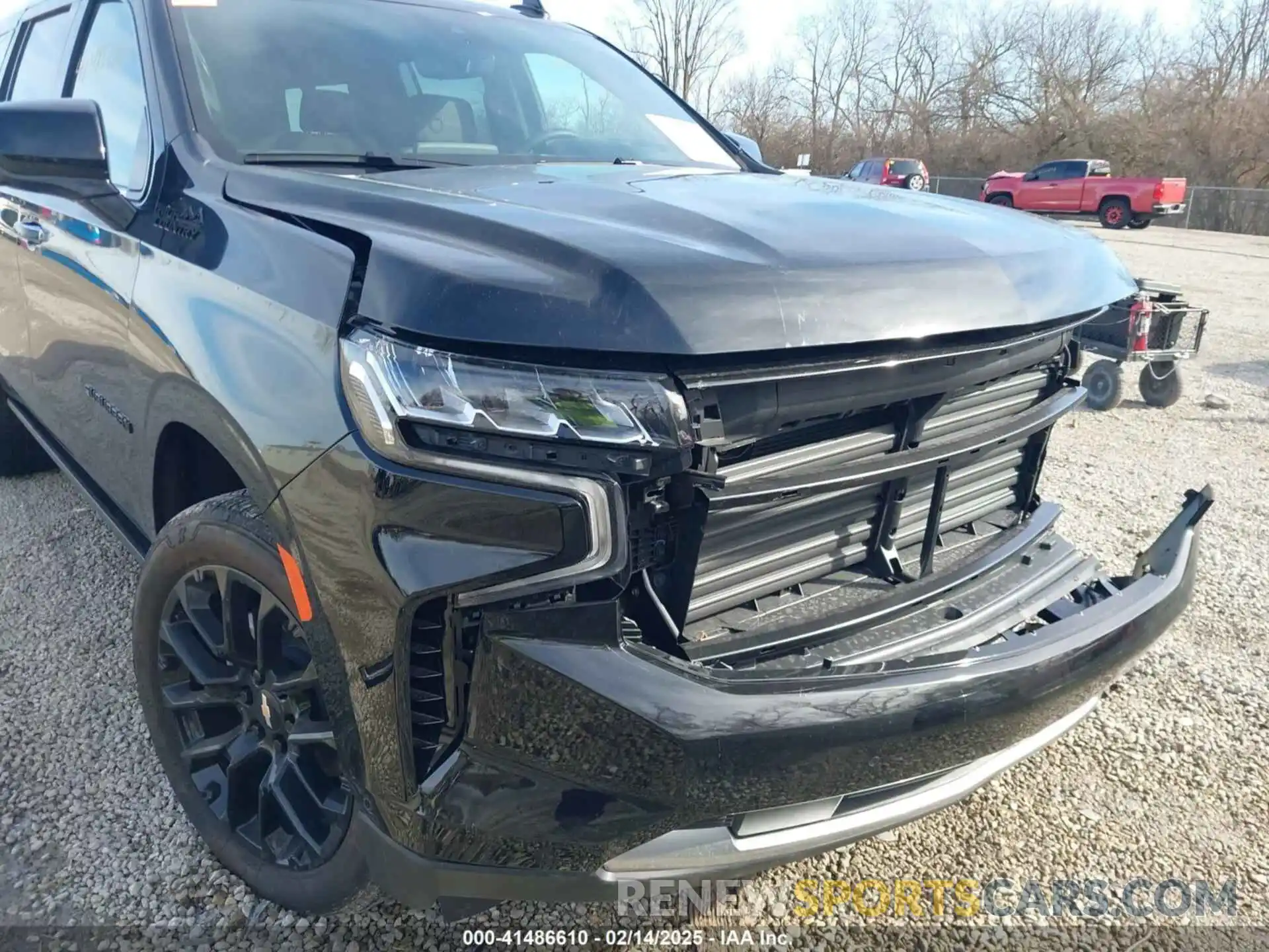 19 Photograph of a damaged car 1GNSKGKL3RR235642 CHEVROLET SUBURBAN 2024