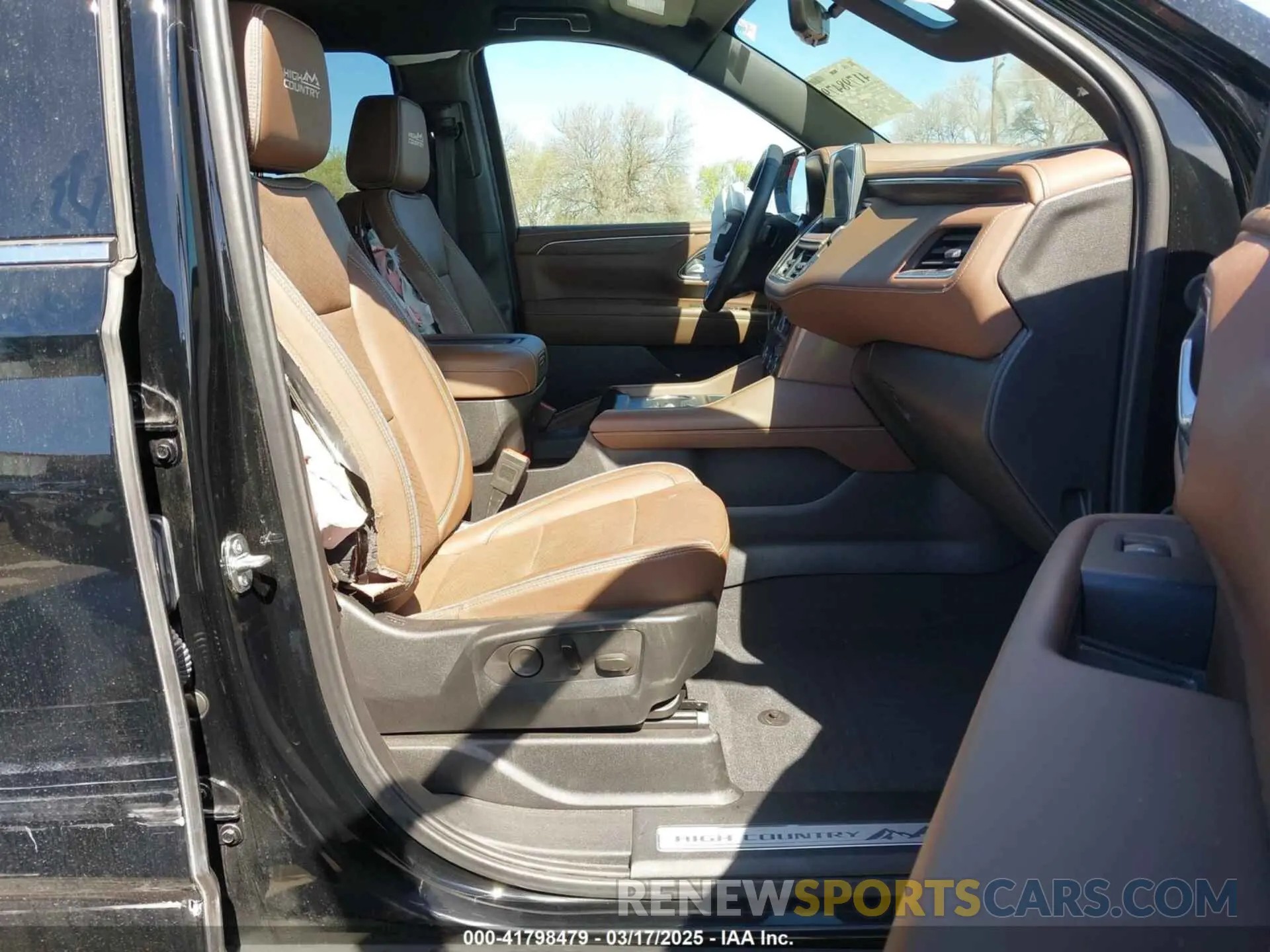 5 Photograph of a damaged car 1GNSKGKL7RR150268 CHEVROLET SUBURBAN 2024