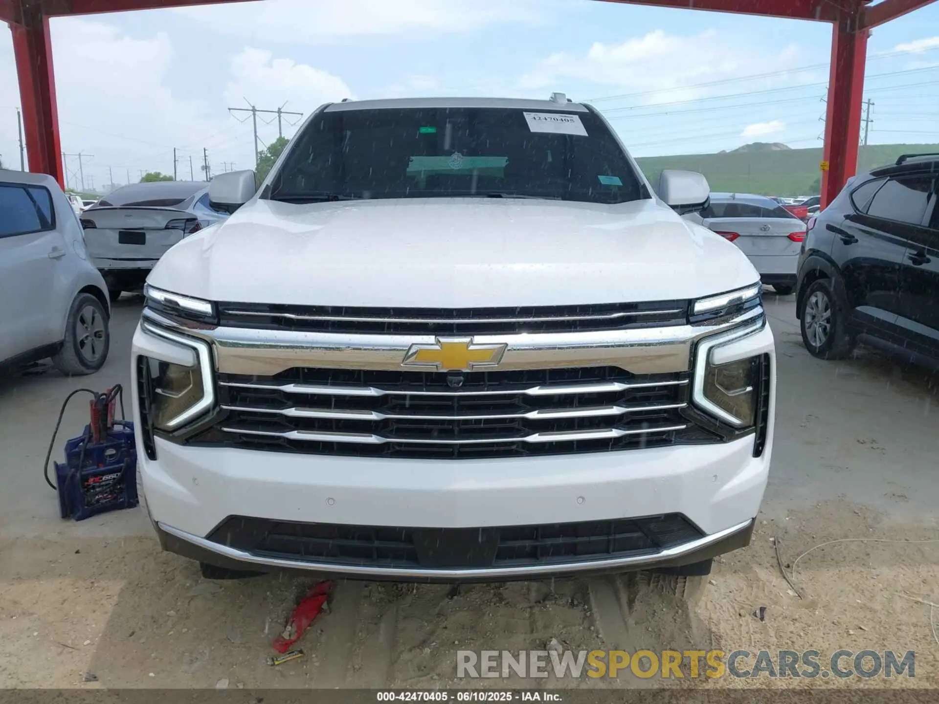 6 Photograph of a damaged car 1GNS5CRD2SR153521 CHEVROLET SUBURBAN 2025