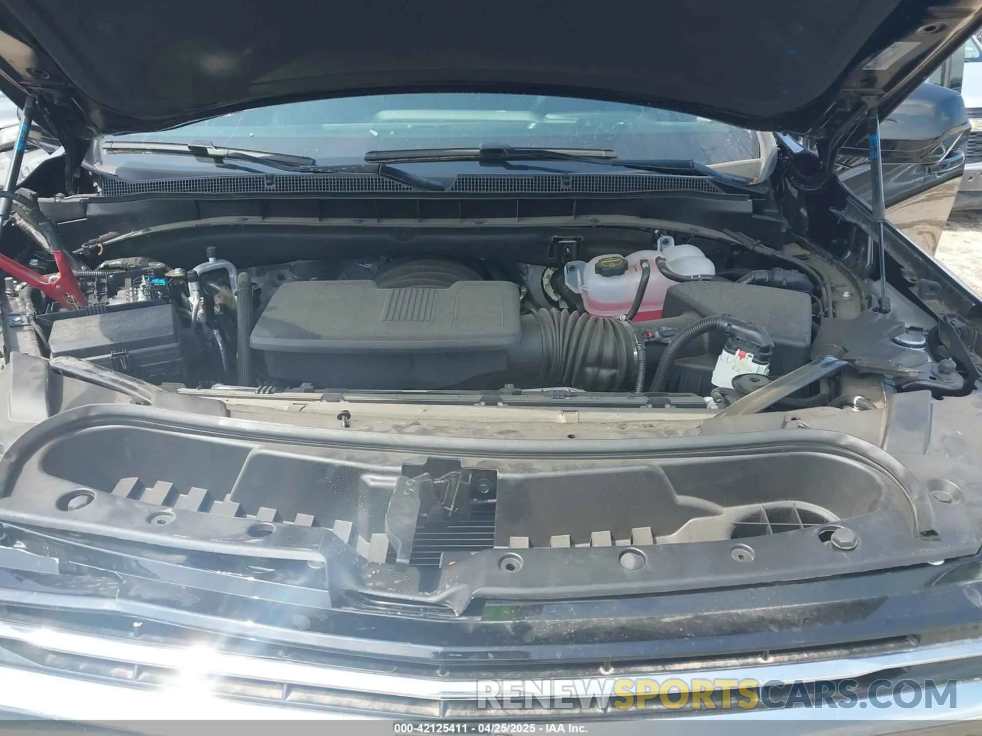 10 Photograph of a damaged car 1GNS5CRD8SR200292 CHEVROLET SUBURBAN 2025
