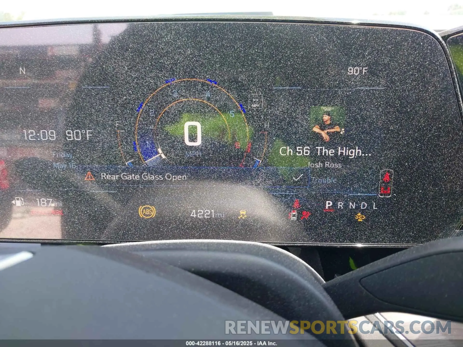 7 Photograph of a damaged car 1GNS5FRD8SR181650 CHEVROLET SUBURBAN 2025