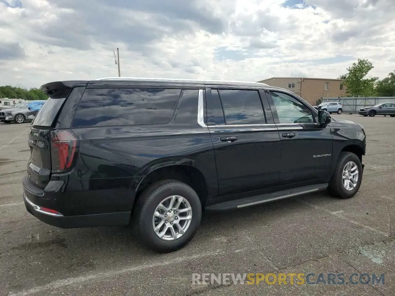 3 Photograph of a damaged car 1GNS6CRD6SR177897 CHEVROLET SUBURBAN 2025