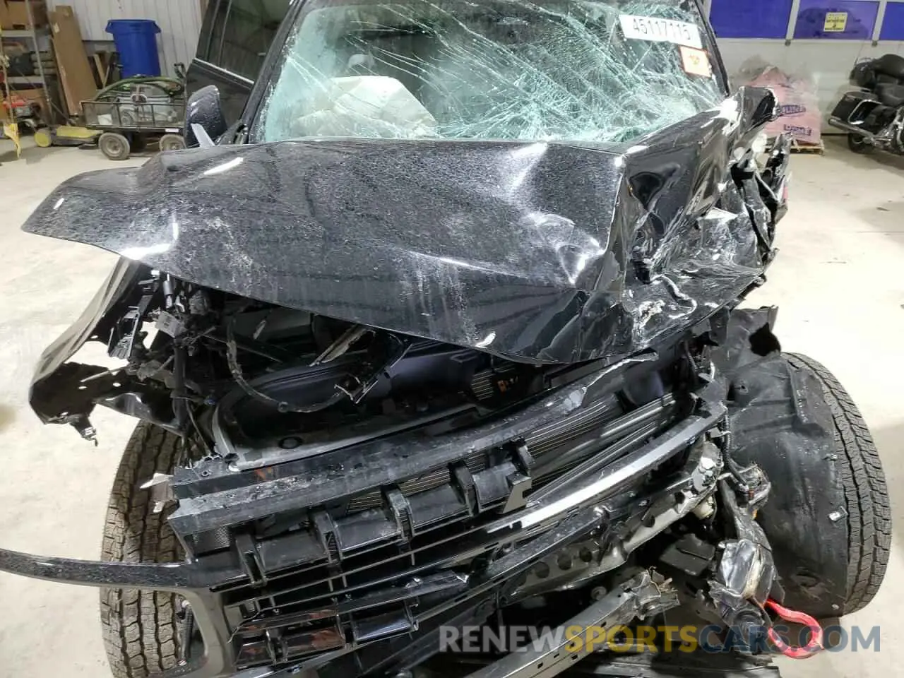 13 Photograph of a damaged car 1GNS6DRD6SR113994 CHEVROLET SUBURBAN 2025