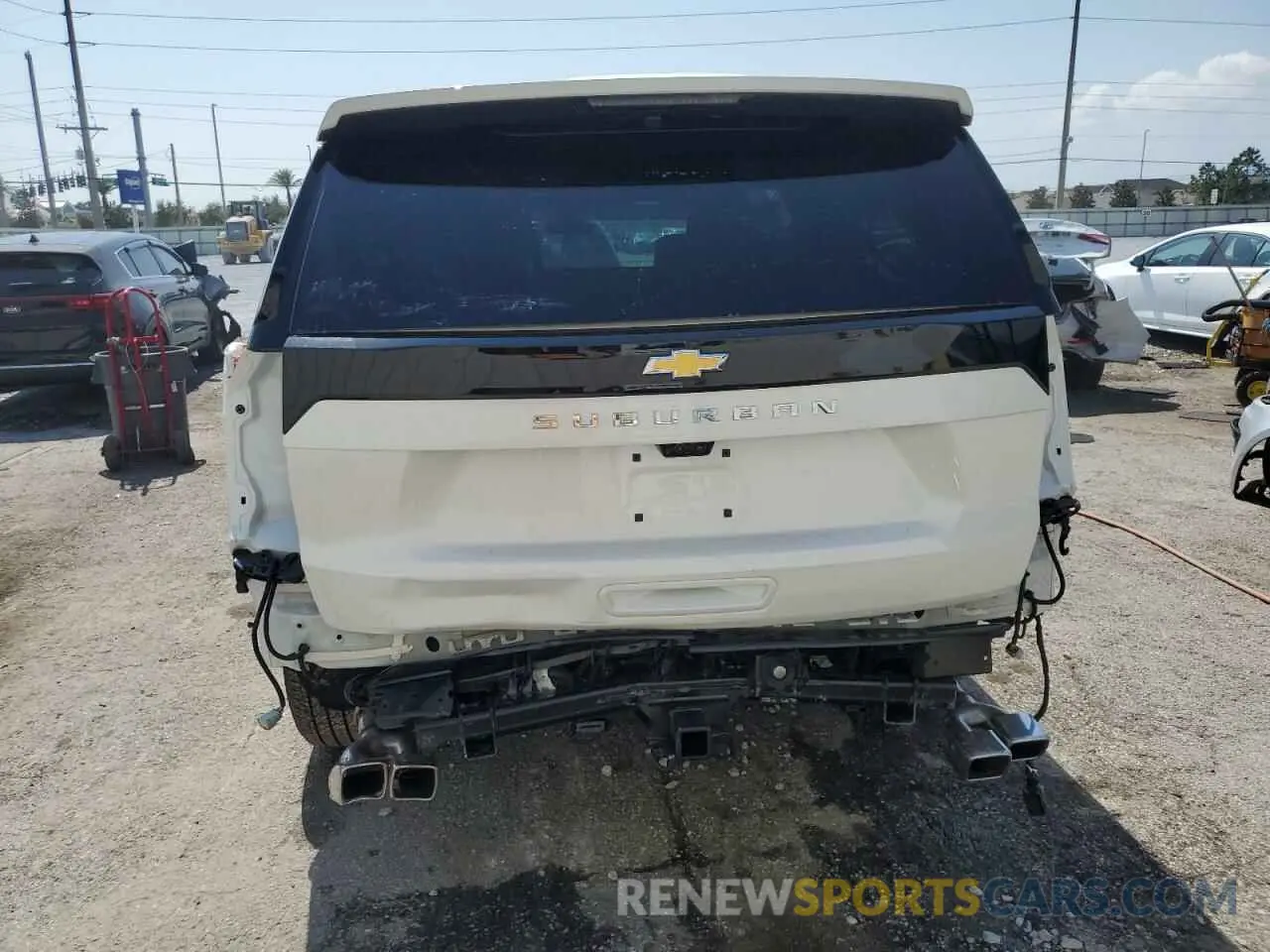 6 Photograph of a damaged car 1GNS6GRL4SR212953 CHEVROLET SUBURBAN 2025