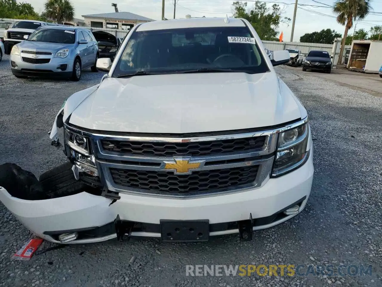 5 Photograph of a damaged car 1GNLCDEC4KR220035 CHEVROLET TAHOE 2019