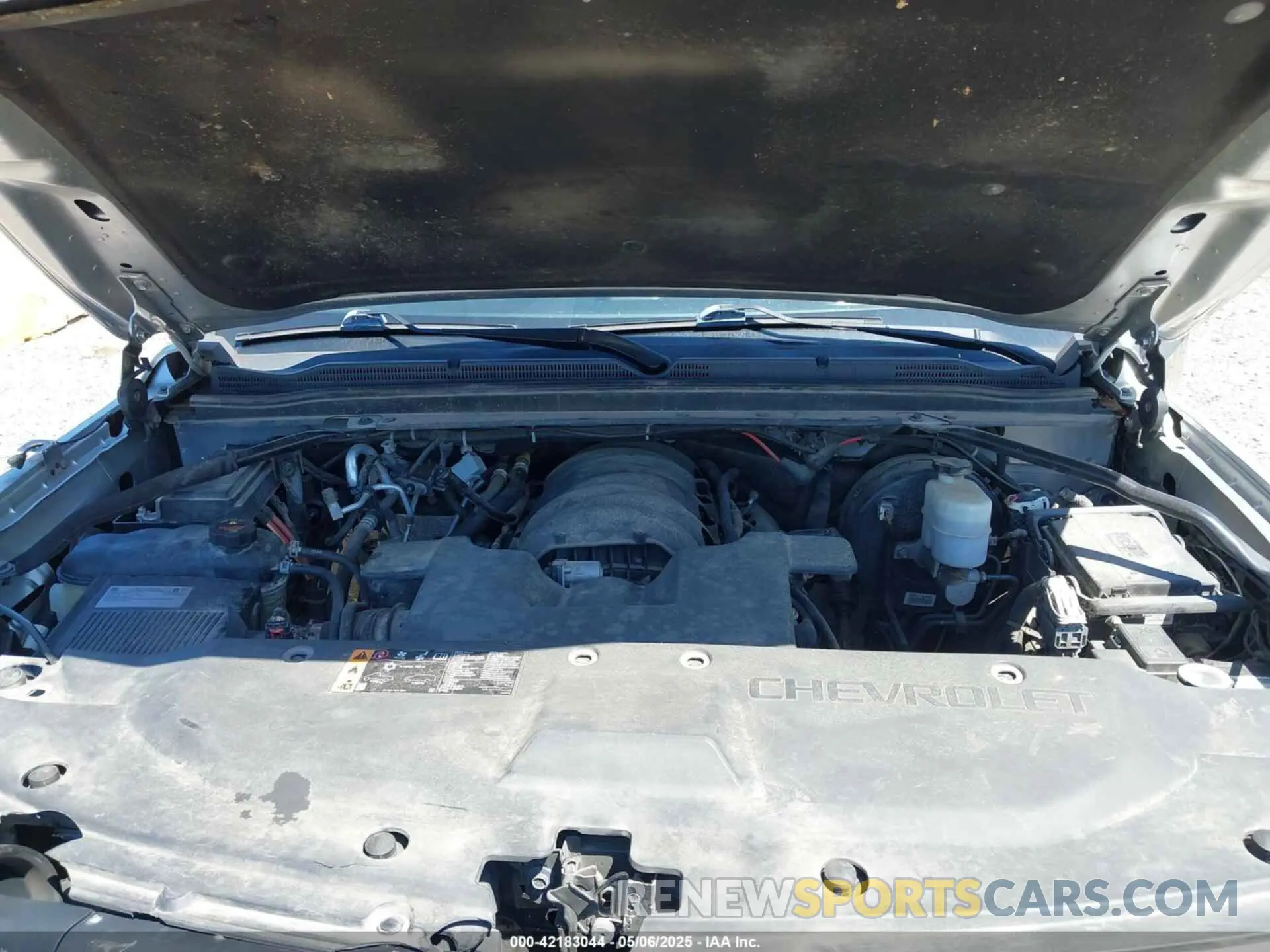 10 Photograph of a damaged car 1GNLCDEC4KR242441 CHEVROLET TAHOE 2019