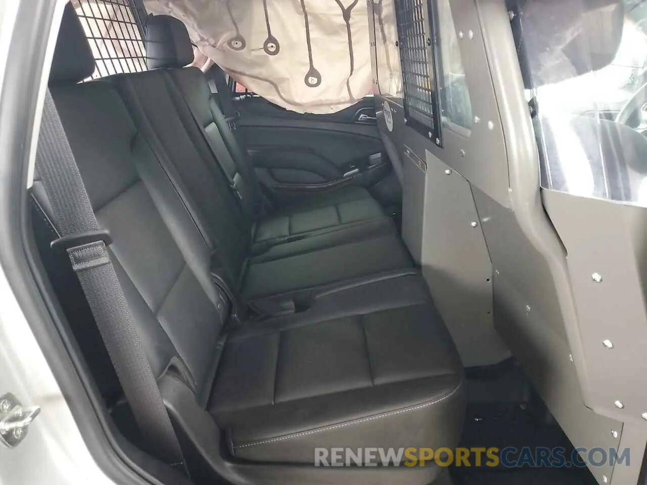 10 Photograph of a damaged car 1GNLCDEC6KR207464 CHEVROLET TAHOE 2019